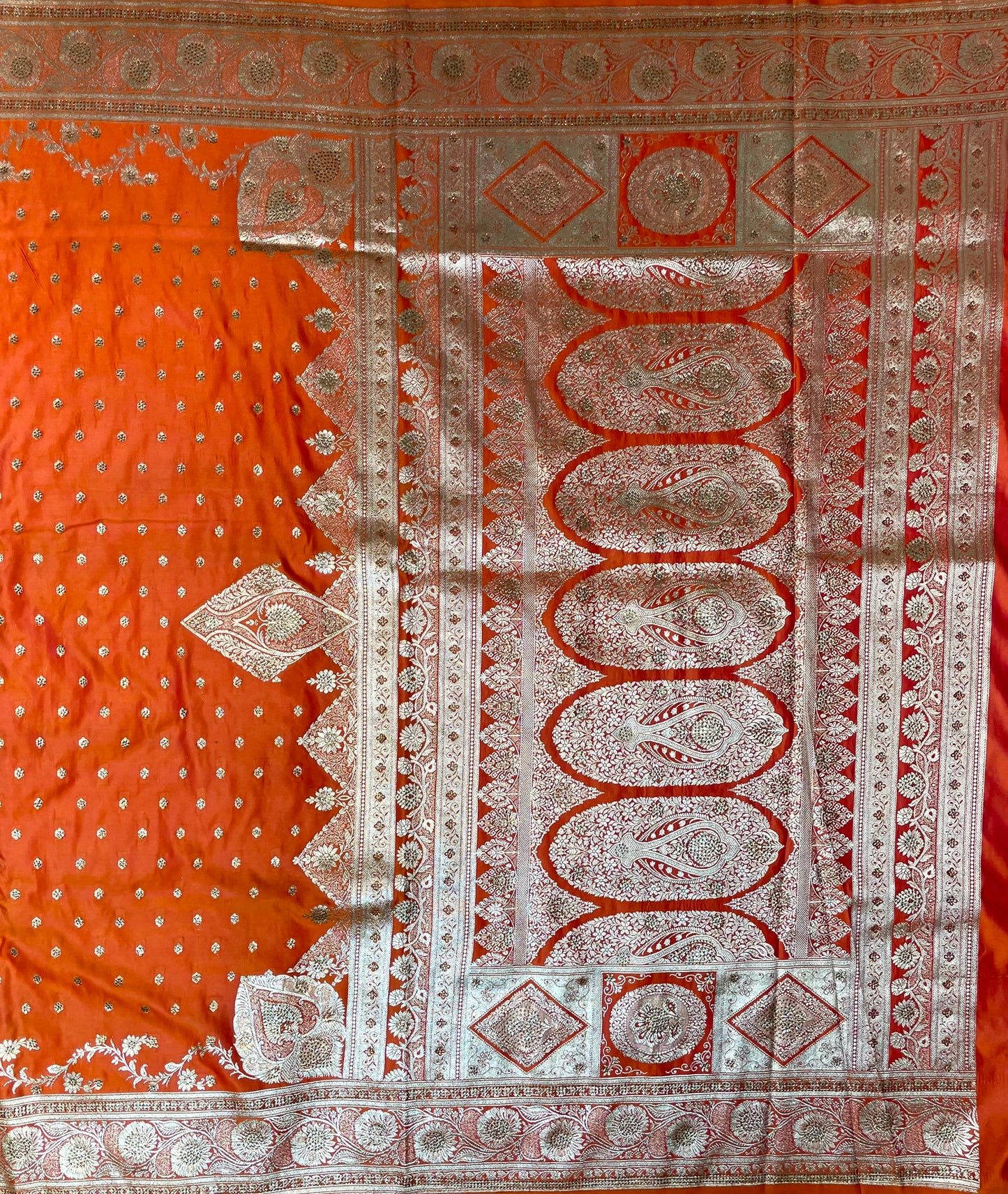Orange Katan Banarasi Saree with Silver Zari Floral Weaving And Grand Pallu B0646ds