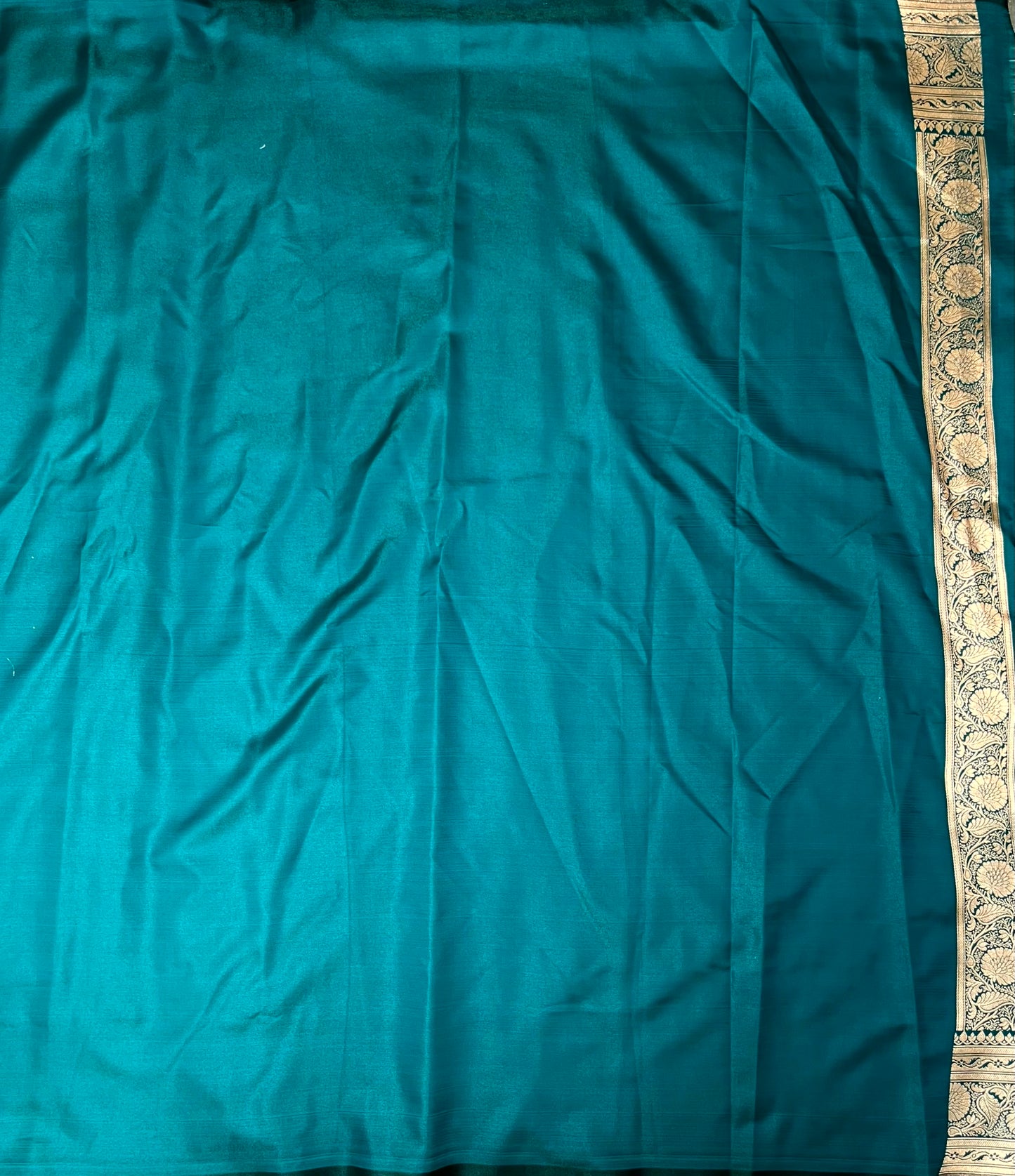 Blue-Green with Gold Work Katan Banarasi Saree with Silver Zari Floral Weaving And Grand Pallu B0519ds