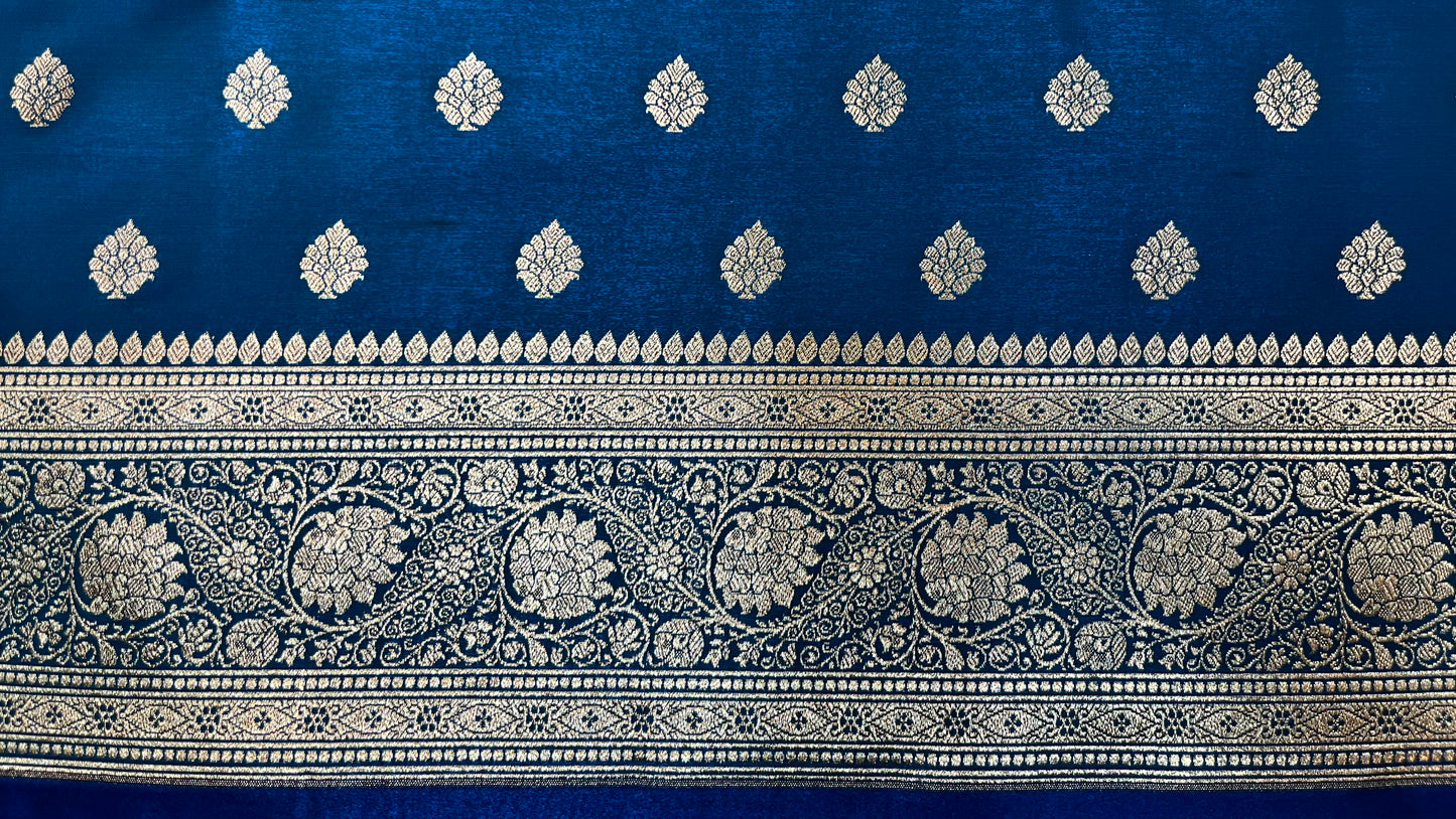 Light Blue Katan Banarasi Saree with Silver Zari Floral Weaving And Grand Pallu B0513ds