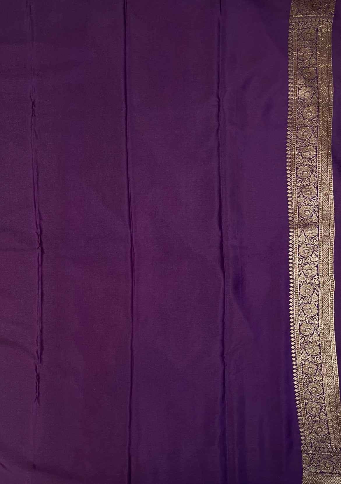 Purple-Luxury Banarasi Crepe Saree B0504ds