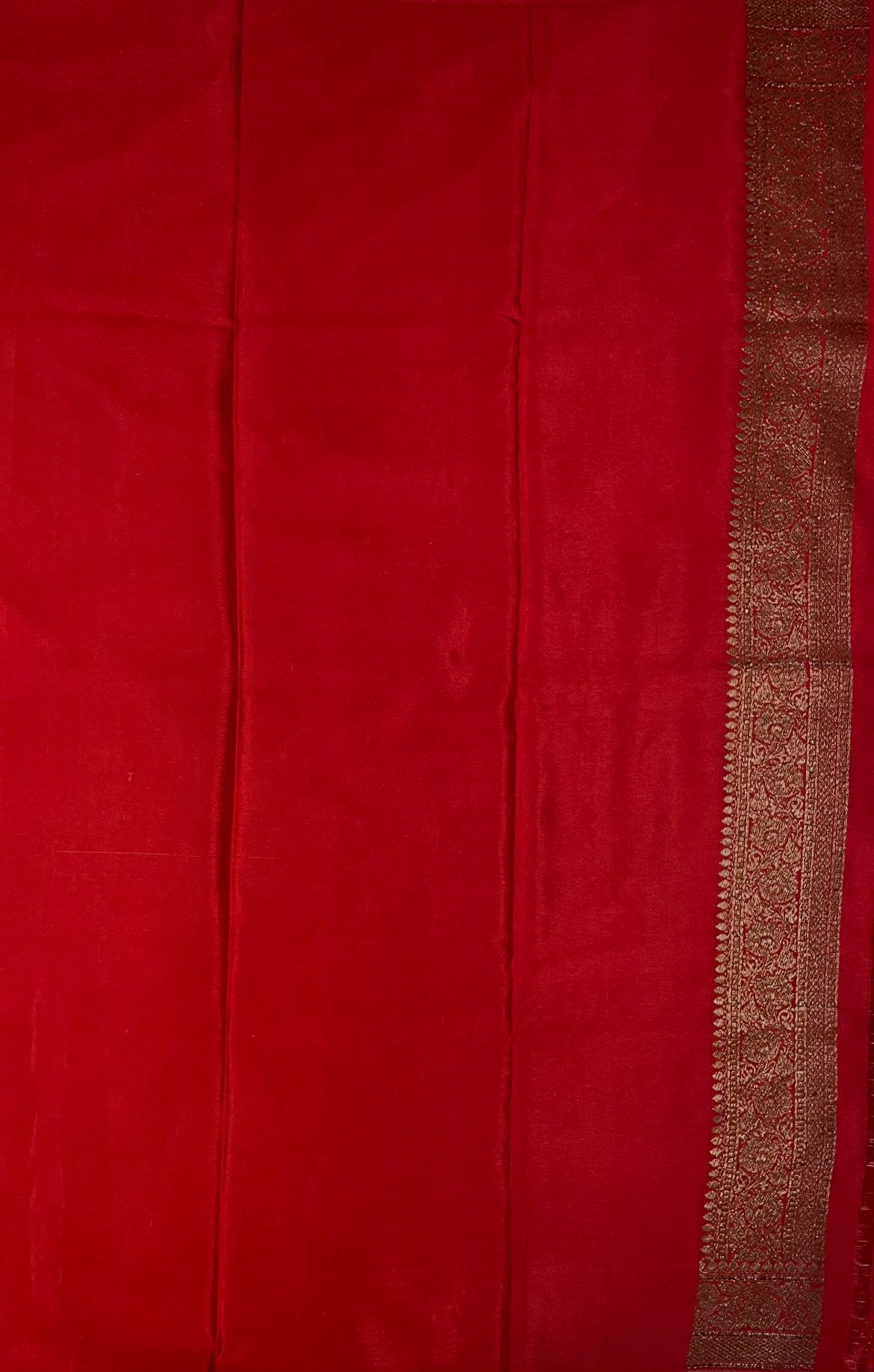 Black And Red -Luxury Banarasi Crepe Saree B0499ds