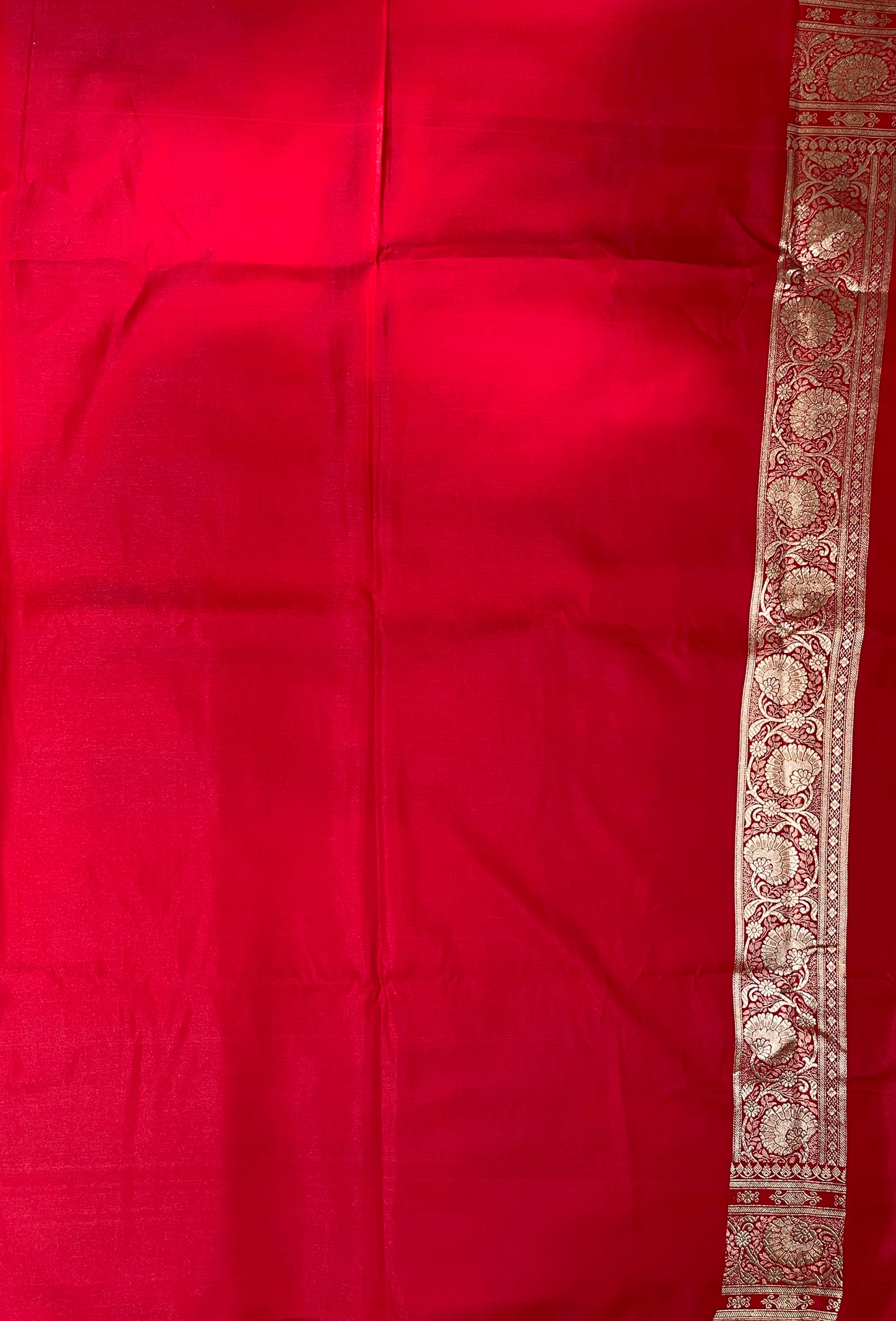 Light Blue and Red Katan Banarasi Saree with Silver Zari Floral Weaving And Grand Pallu B0526ds
