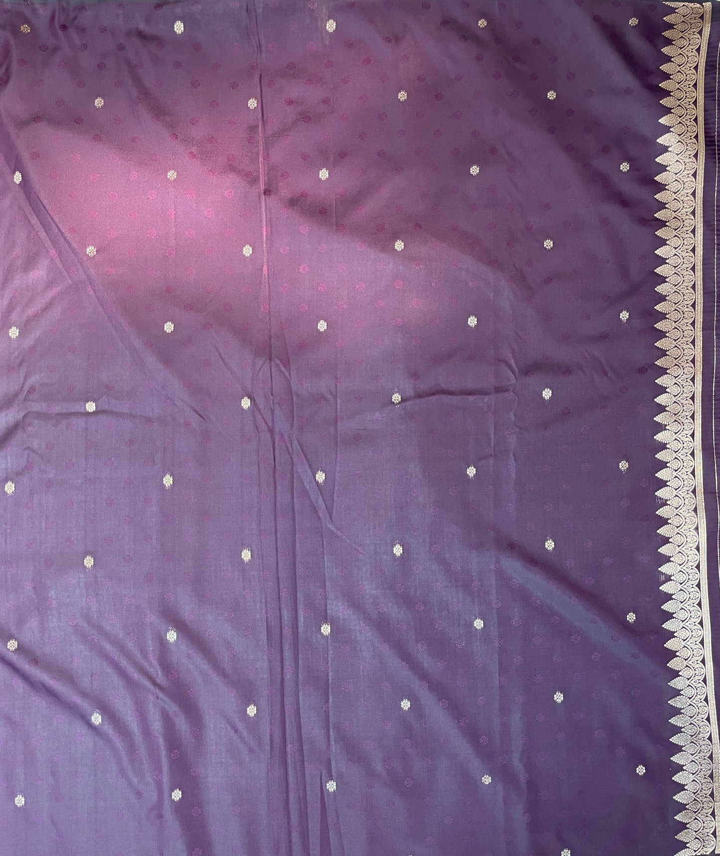 Viloet Katan Banarasi Saree with Silver Zari Floral Weaving And Grand Pallu B0540ds