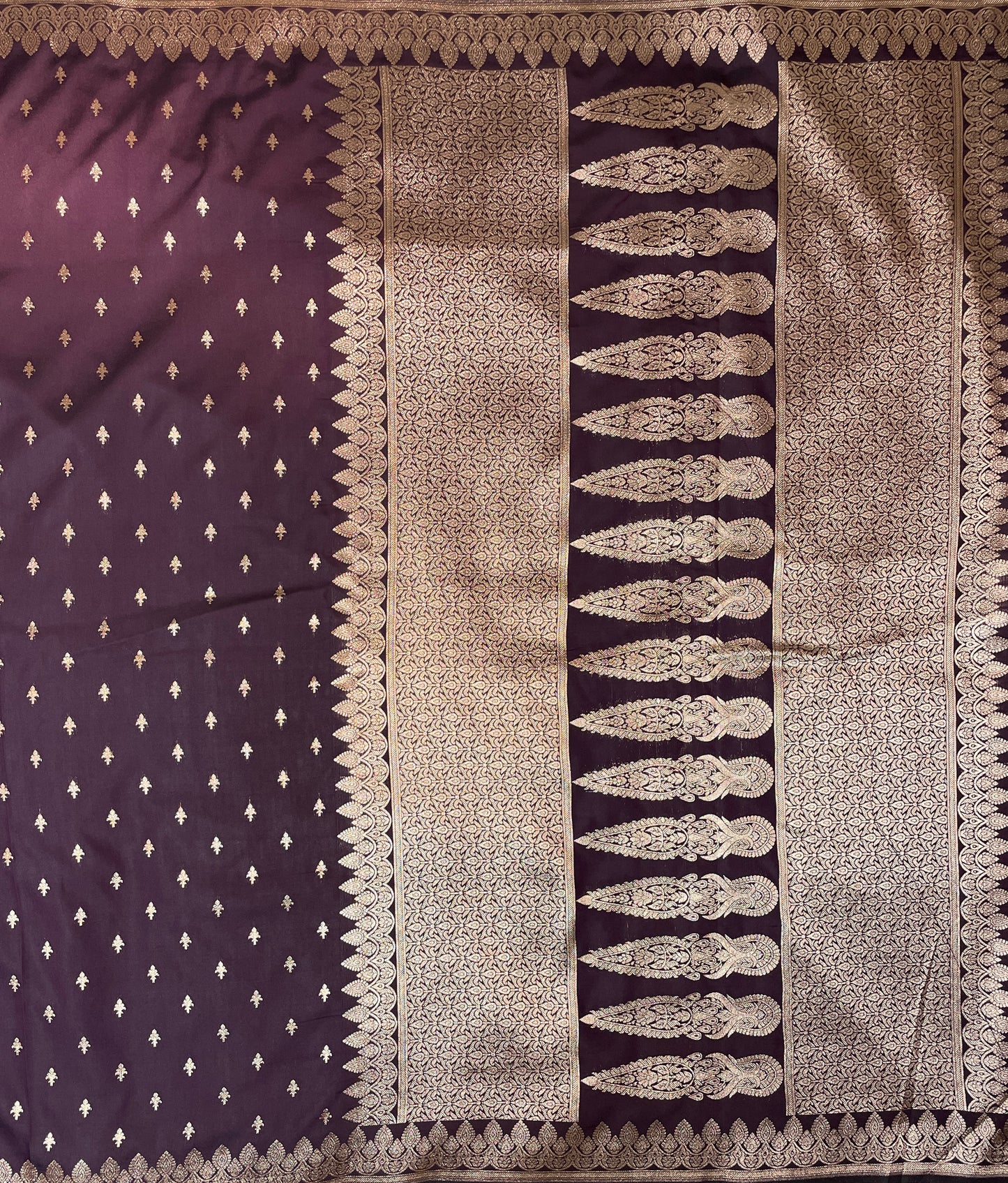 Viloet Katan Banarasi Saree with Silver Zari Floral Weaving And Grand Pallu B0540ds
