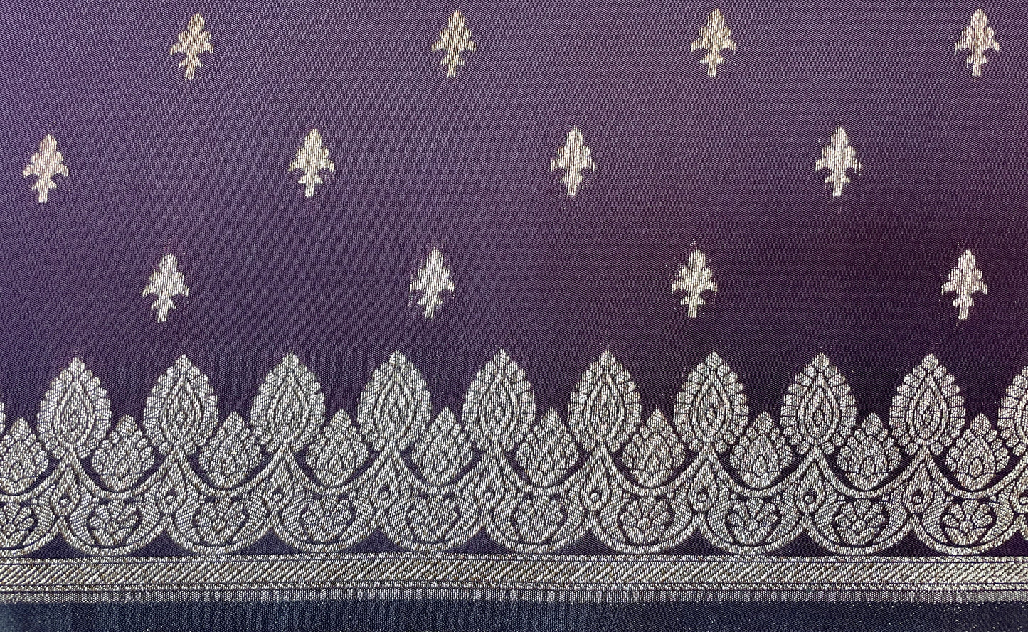 Viloet Katan Banarasi Saree with Silver Zari Floral Weaving And Grand Pallu B0540ds