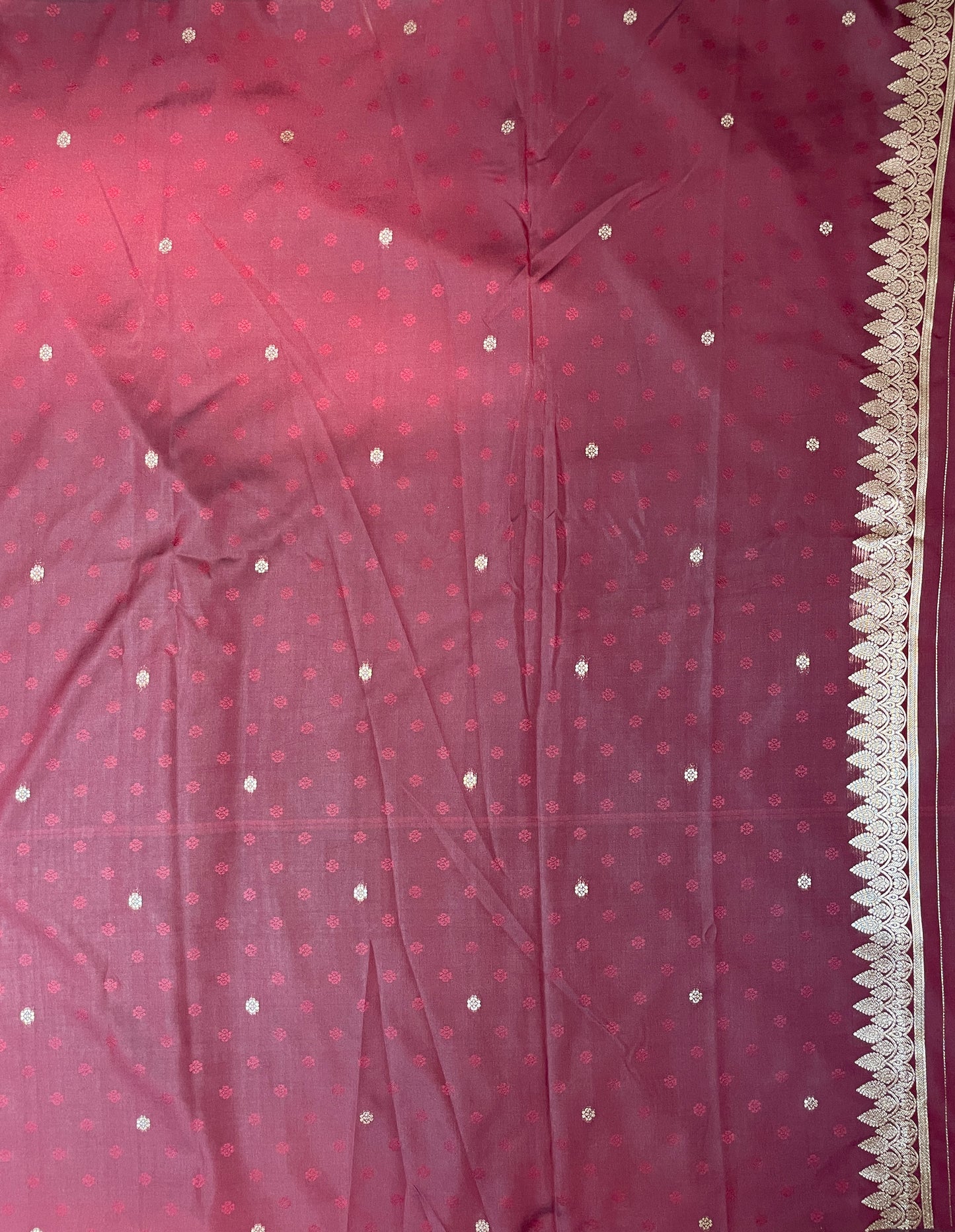 Brown Katan Banarasi Saree with Silver Zari Floral Weaving And Grand Pallu B0541ds
