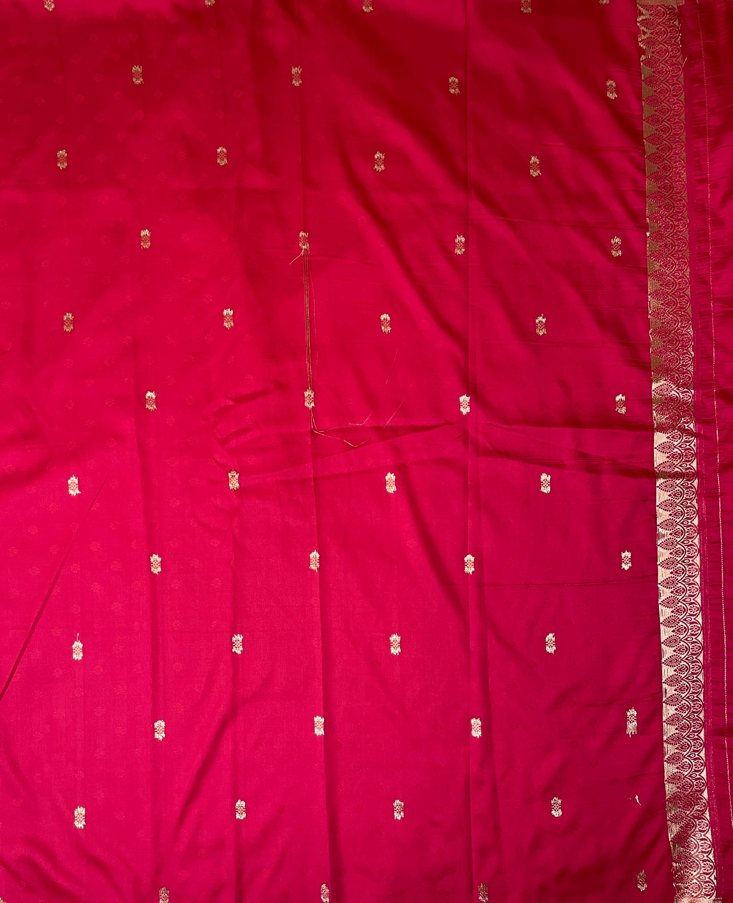Pink Katan Banarasi Silk Saree with Zari Weaving And Navy Blue Pallu B0547ds