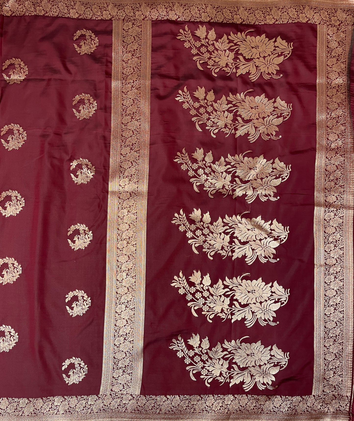Brown Katan Banarasi Saree with Silver Zari Floral Weaving And Grand Pallu B0551ds
