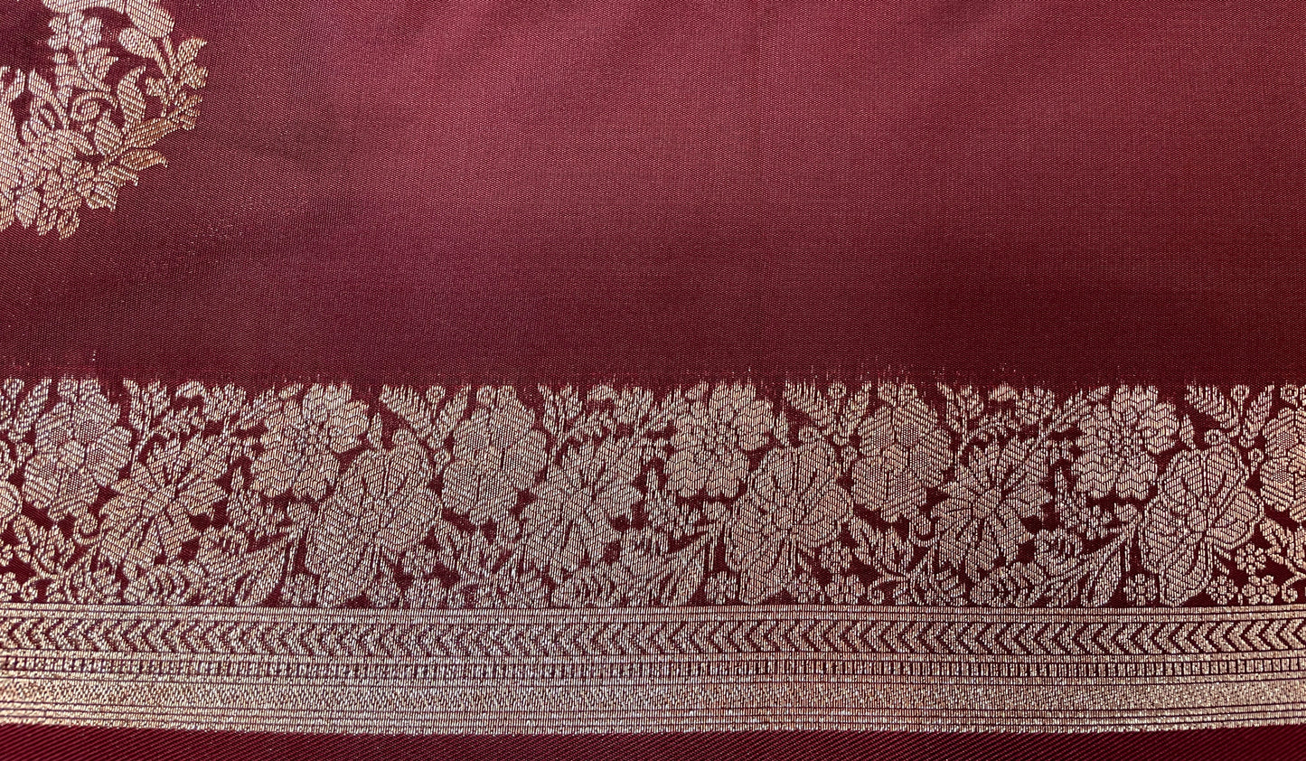 Brown Katan Banarasi Saree with Silver Zari Floral Weaving And Grand Pallu B0551ds