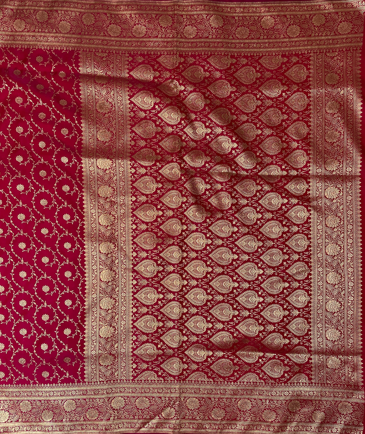 Pink Katan Banarasi Saree with Silver Zari Floral Weaving And Grand Pallu B0557ds
