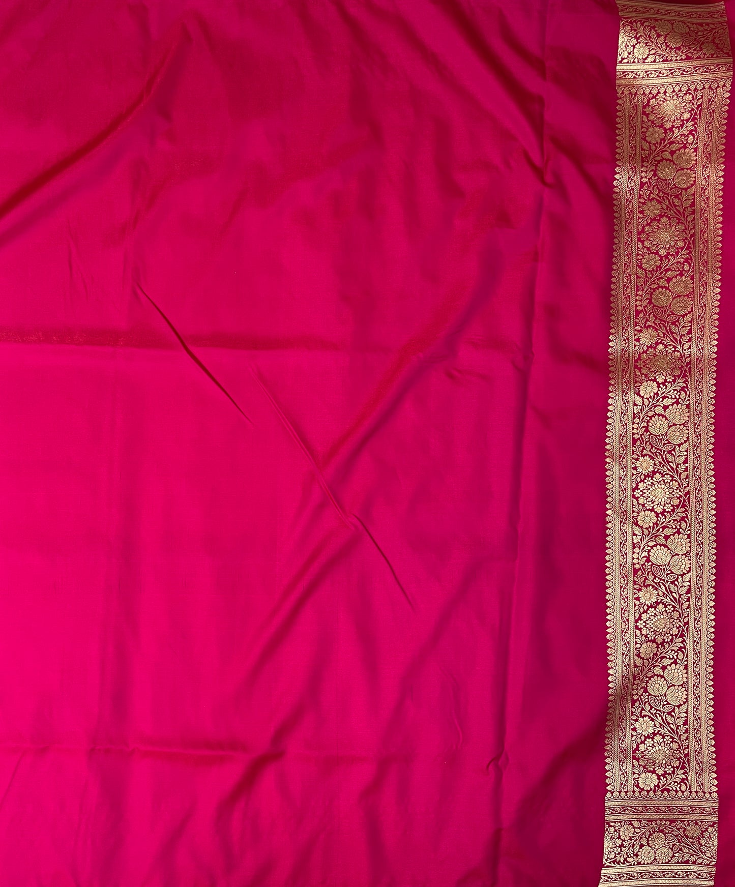 Pink Katan Banarasi Saree with Silver Zari Floral Weaving And Grand Pallu B0578ds
