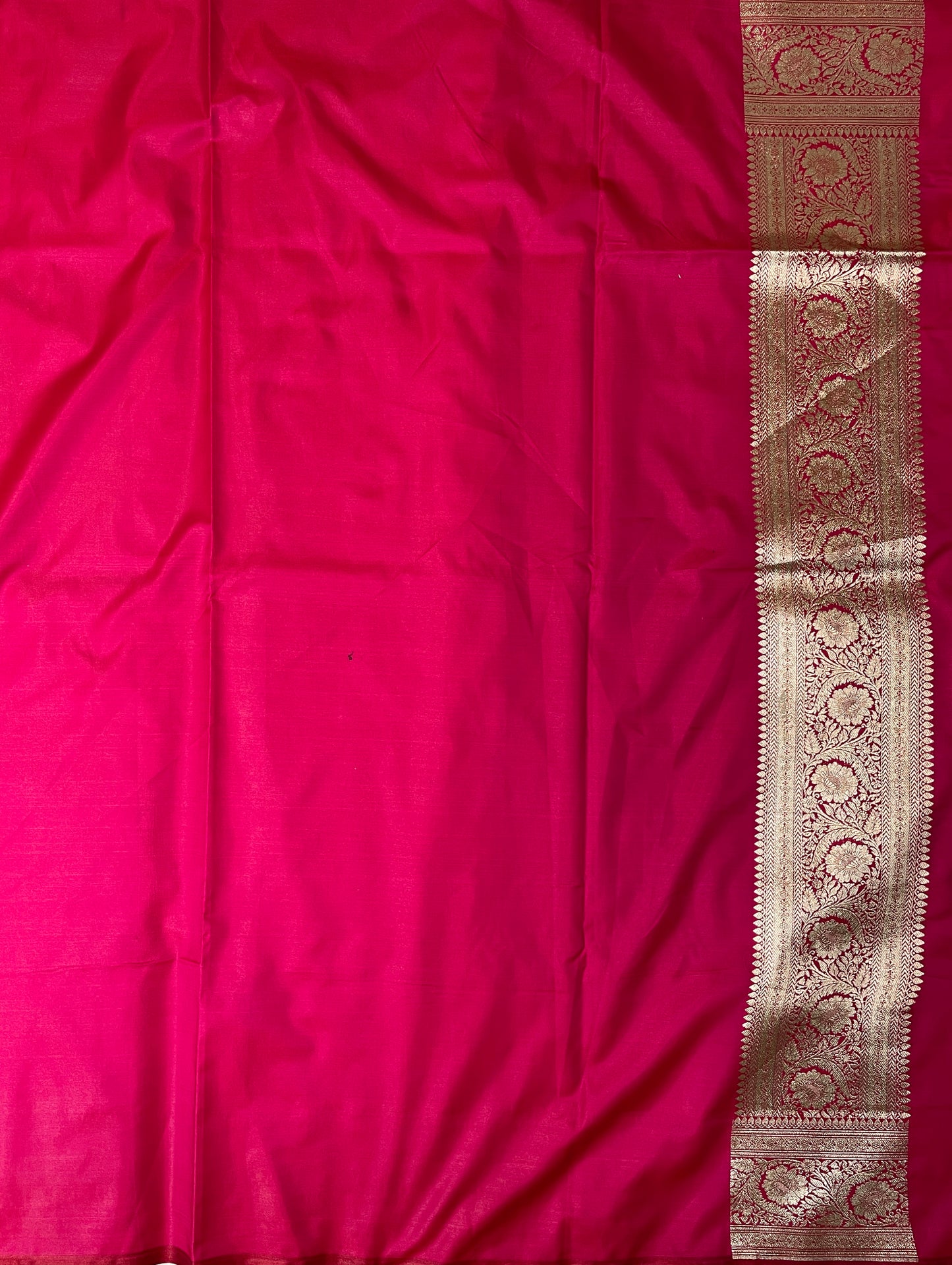 Pink Katan Banarasi Saree with Silver Zari Floral Weaving And Grand Pallu B0562ds