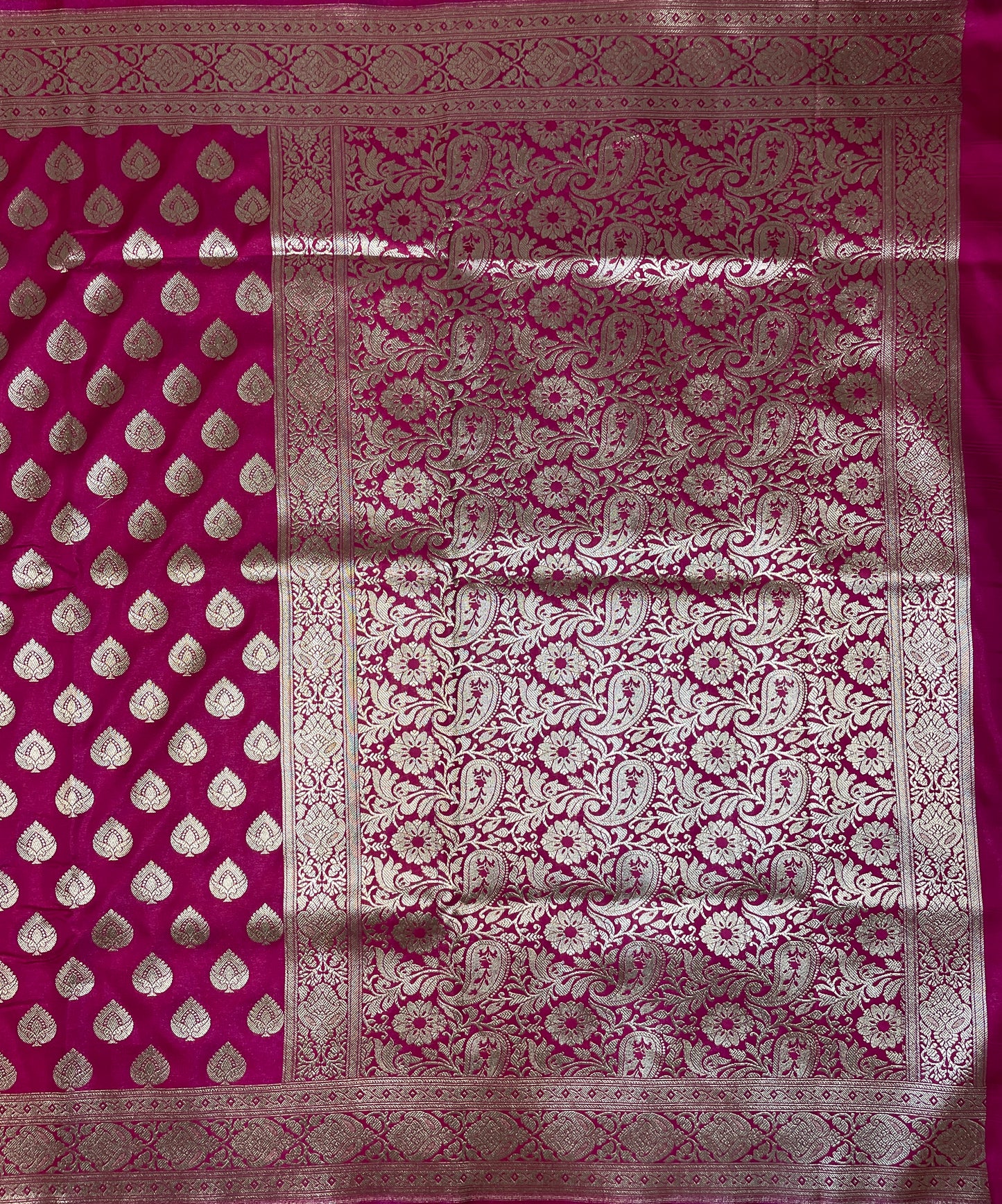 Pink Katan Banarasi Saree with Silver Zari Floral Weaving And Grand Pallu B0566ds