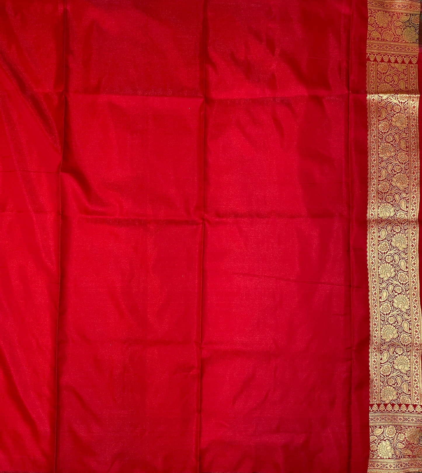 Dark Blue and Red Katan Banarasi Saree with Silver Zari Floral Weaving And Grand Pallu B0567ds