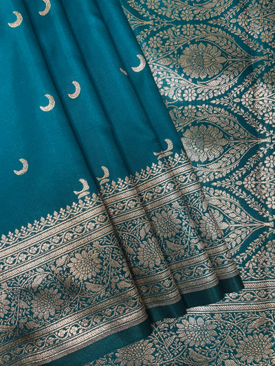 Teal Blue Katan Banarasi Saree with Silver Zari Floral Weaving And Grand Pallu B0576ds