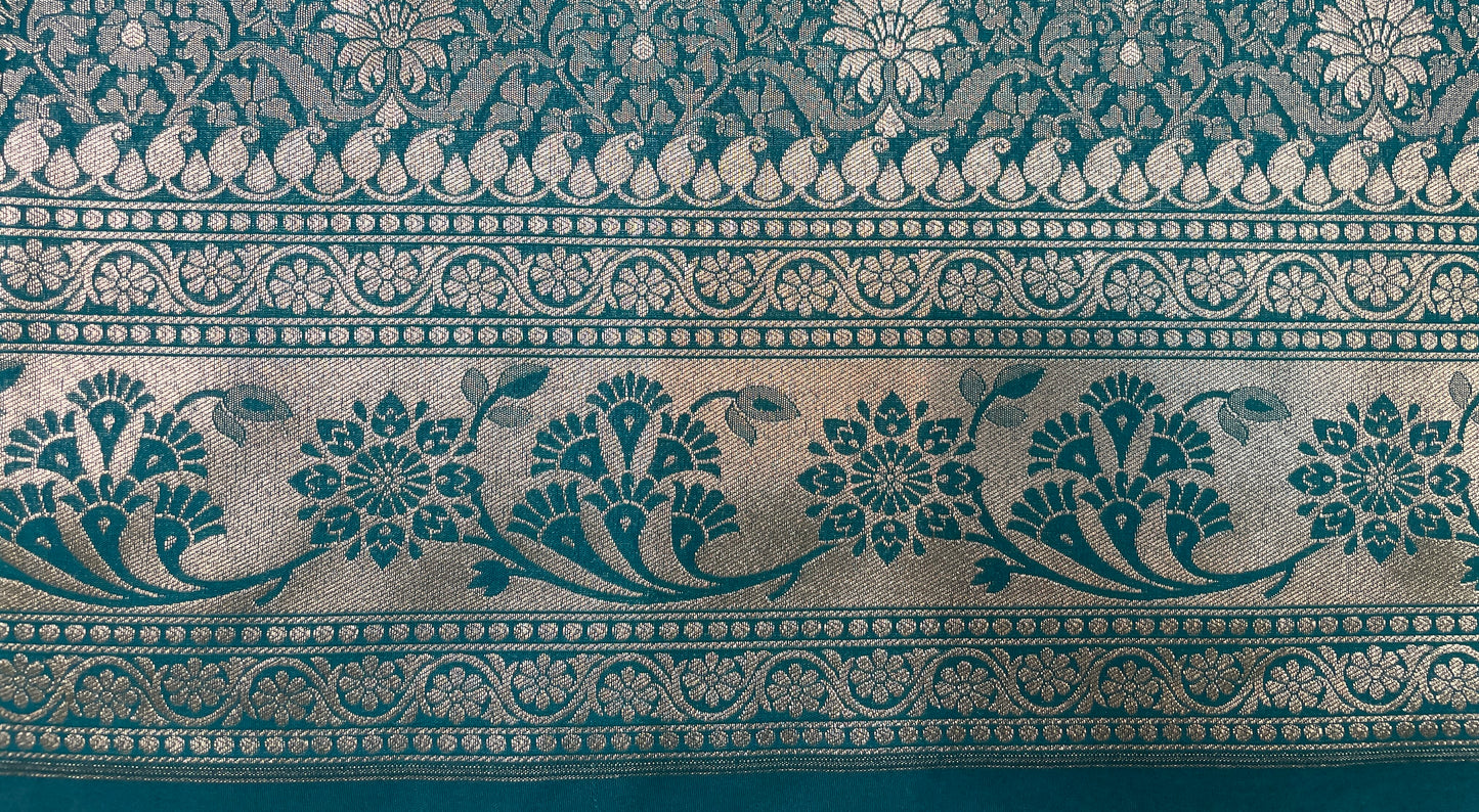 Teal Blue Katan Banarasi Saree with Silver Zari Floral Weaving And Grand Pallu B0584ds
