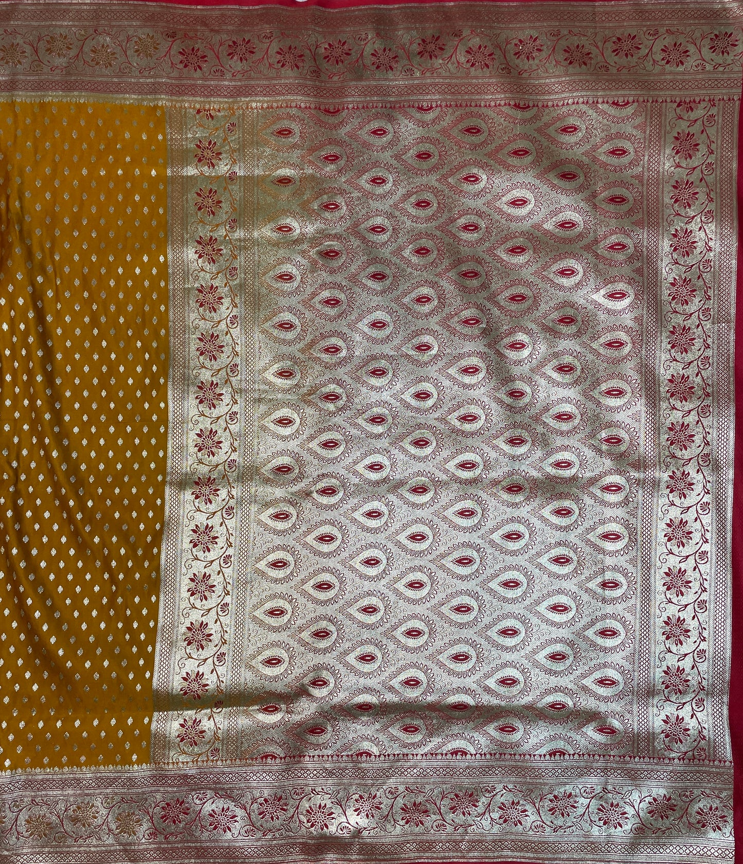Yellow And Red Katan Banarasi Saree with Silver Zari Floral Weaving And Grand Pallu B0605ds