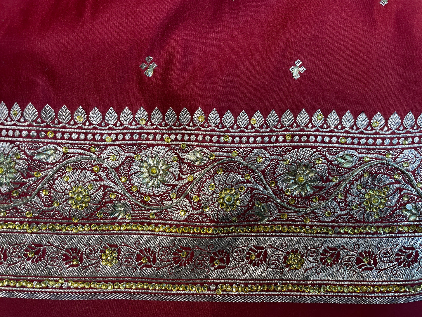 Dark Red Katan Banarasi Saree with Silver Zari Floral Weaving And Grand Pallu B0611ds