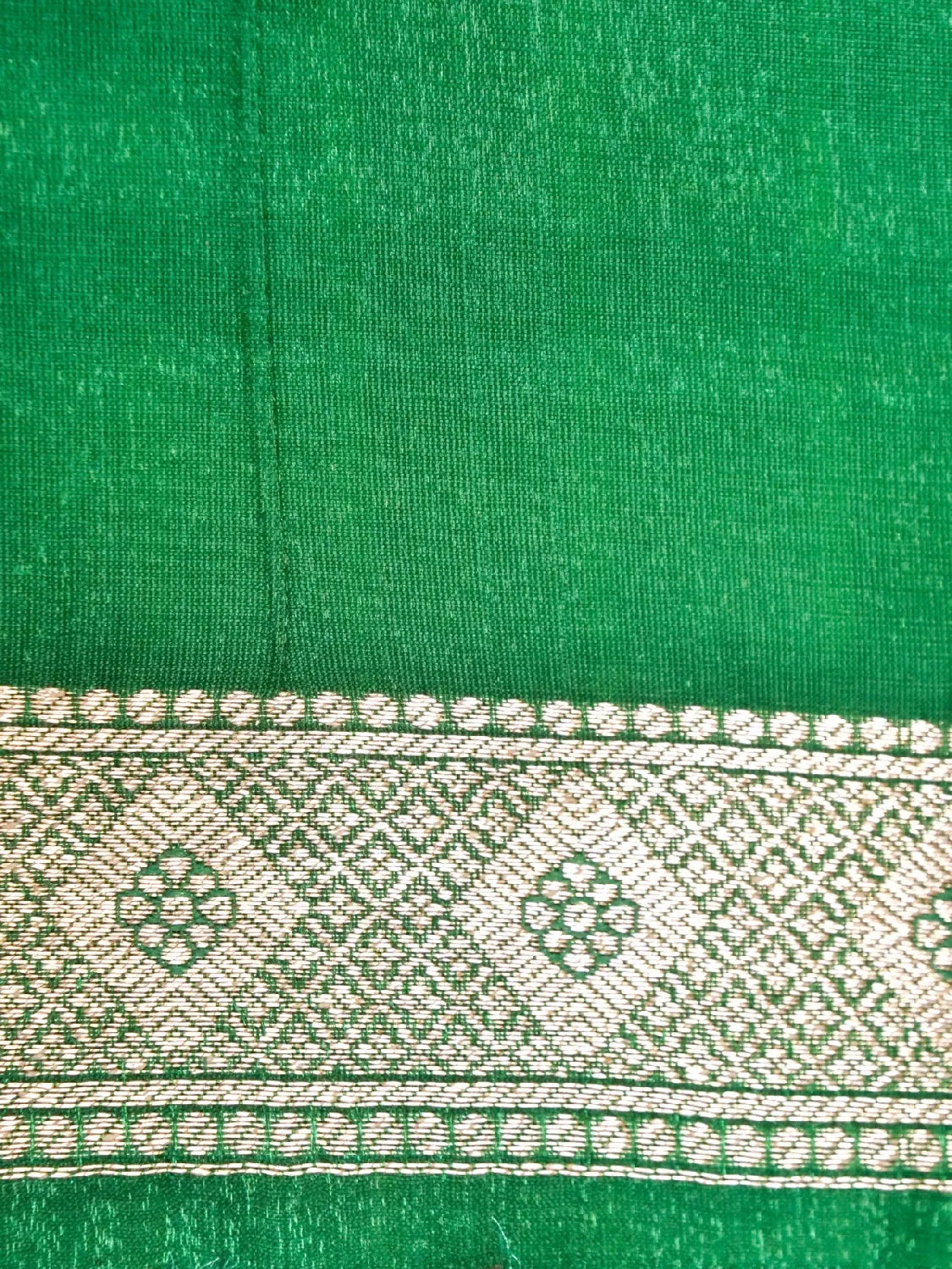 Crimson Red Banarasi Silk Saree with Pink Meenakari Pallu & Gold Zari DSK0060