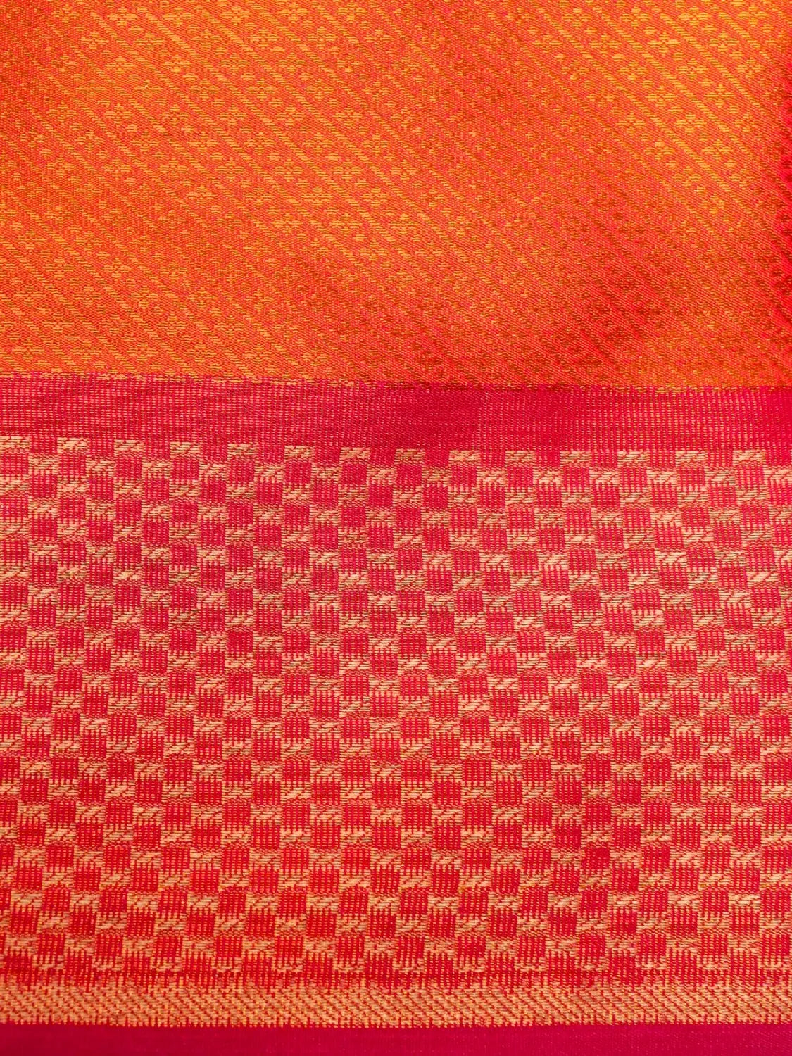 Handloom Leaf Green Banarasi Silk Saree with Contrast Violet Border & Tree Motifs DSK00121