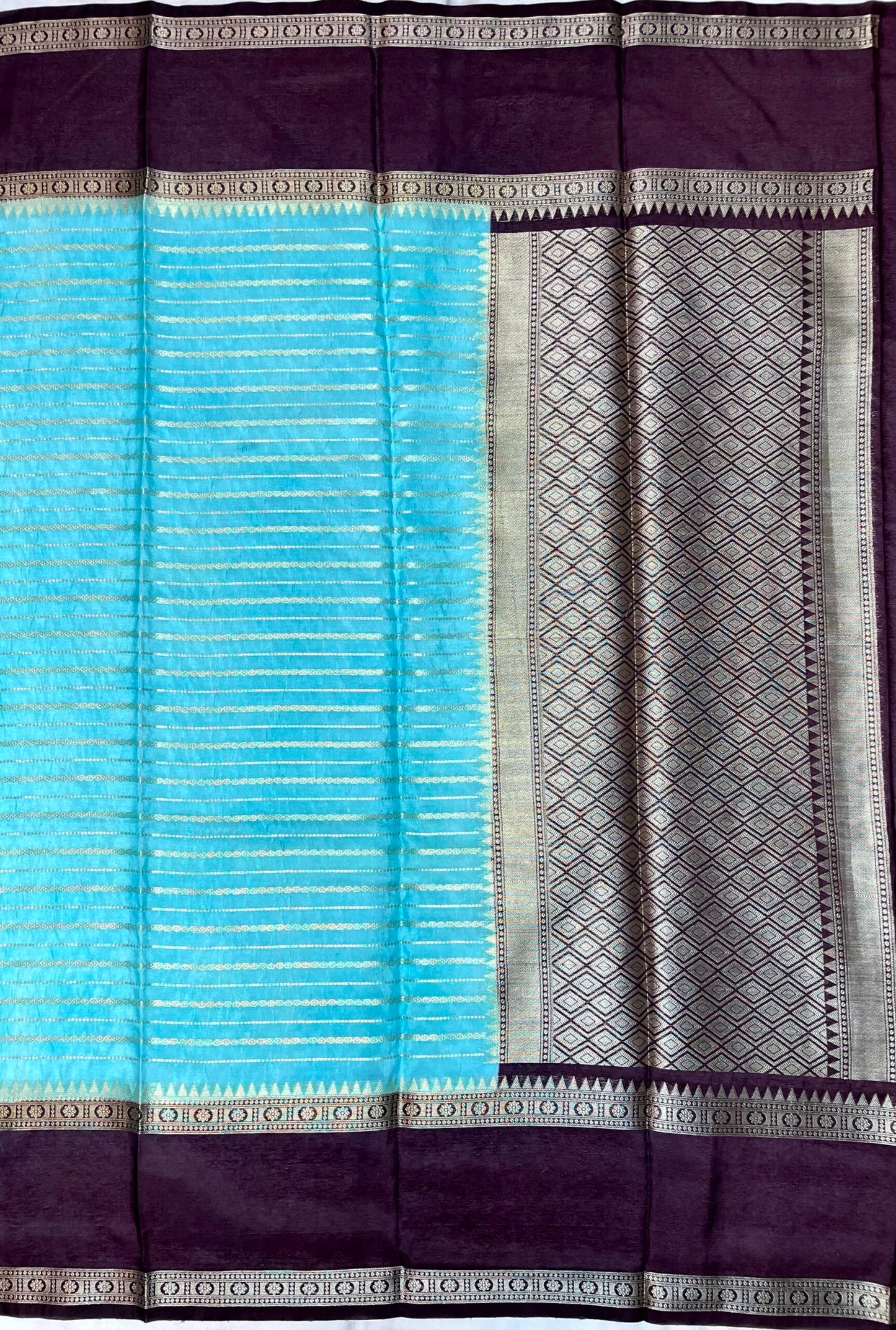 Blue and Magenta Georgette Silk with Zari Stripes Design b0032ds