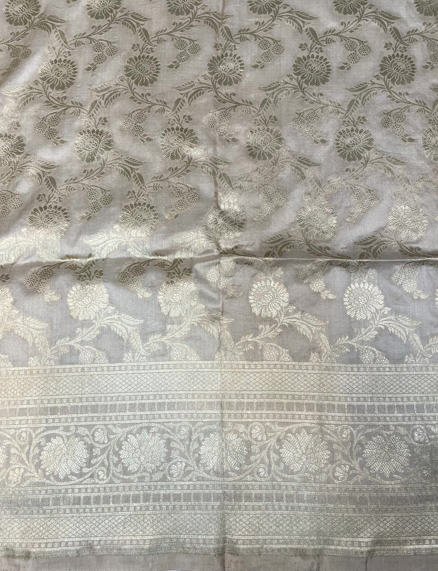 Beige Banaras Katan Silk Saree with Rich Zari Border and Floral Design b0075ds