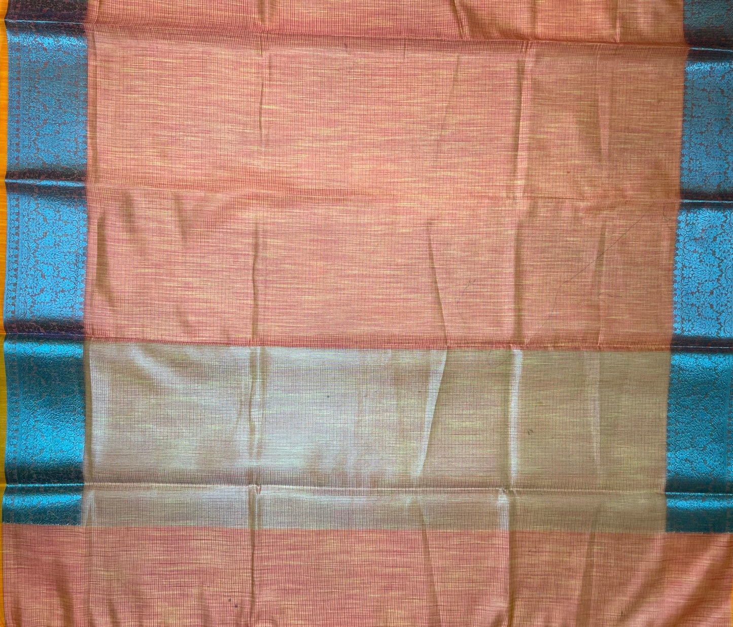 Fancy Raw Silk Saree with Intricate Contrast Border Design b0105ds