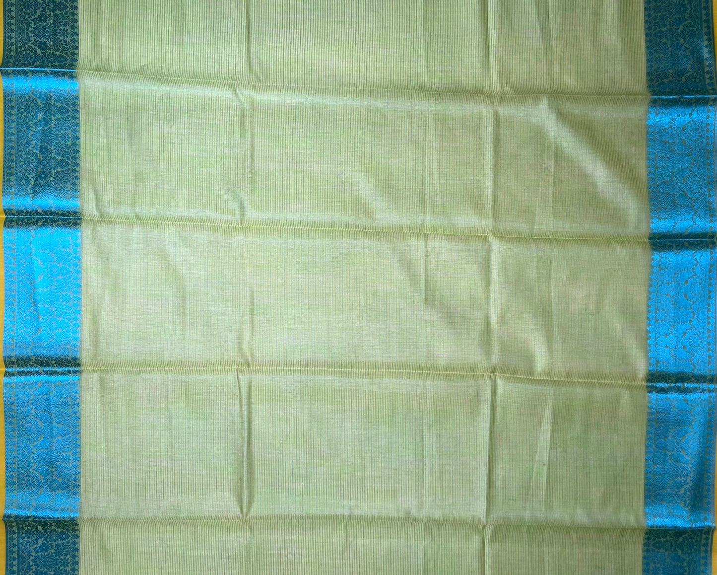 Fancy Raw Silk Saree with Stripes and Intricate Contrast Border Design b0110ds