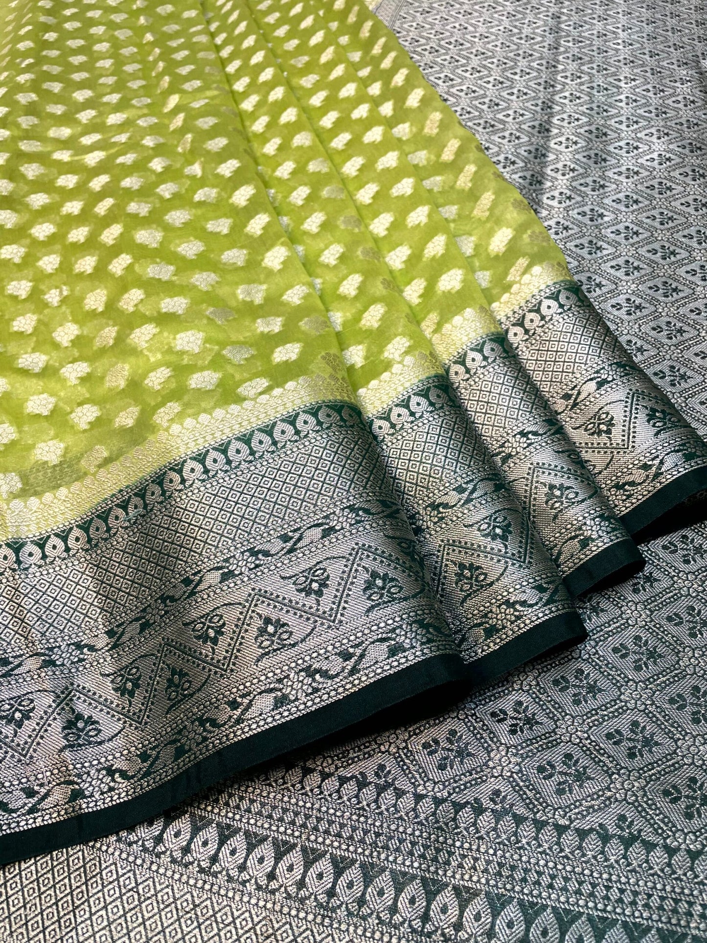 Yellow and Black Banaras Georgette with Body Butta Border and Pallu Design b0193ds