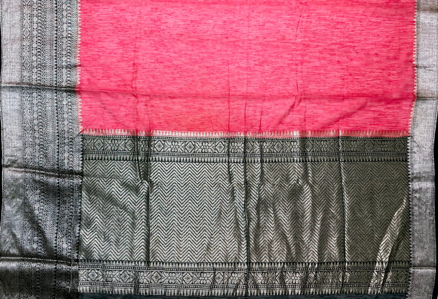 Pink and Black Banaras Linen Saree with Intricate Border and Pallo Design b0210ds
