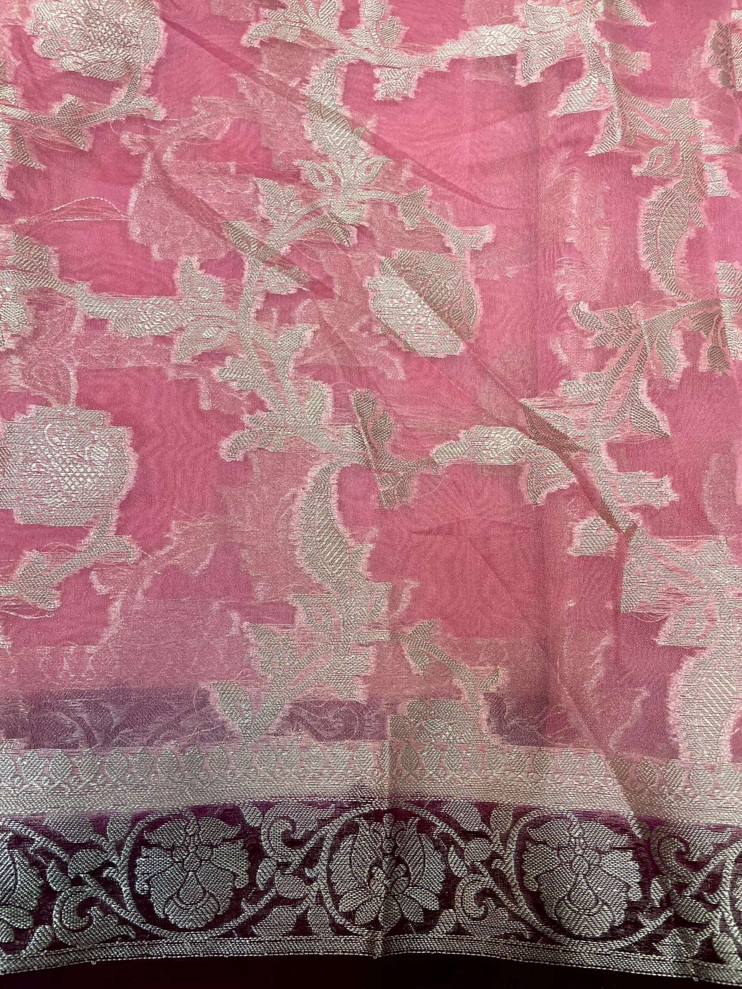 Onion Pink and Black Banaras Georgette with Body Border and Pallu Design b0273ds