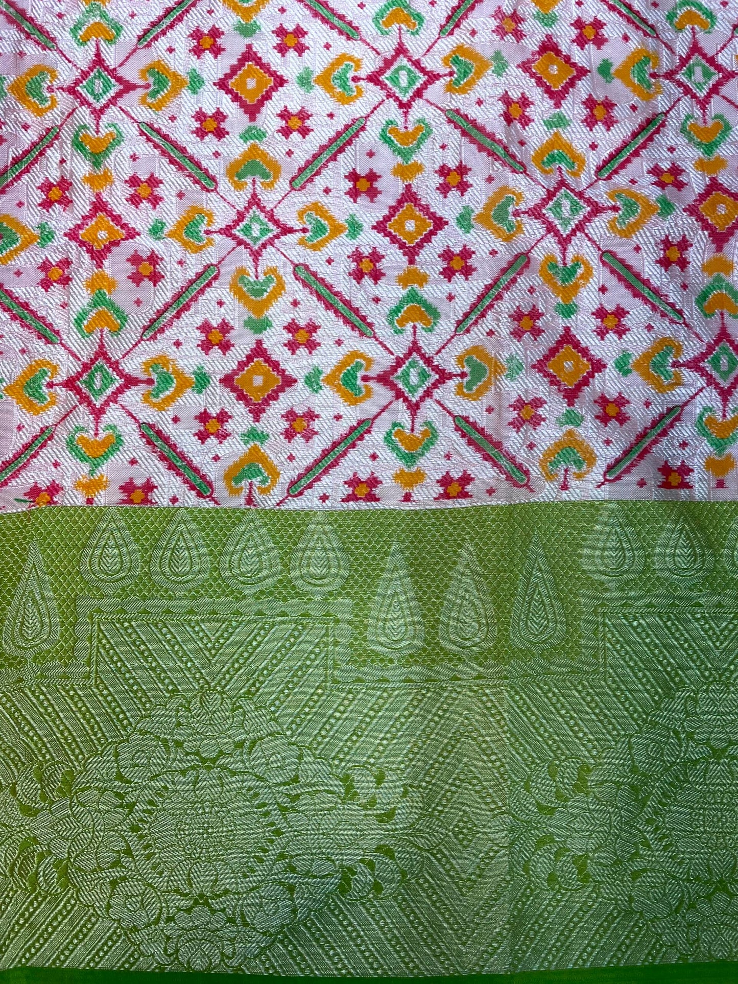 Green and Pink Kora Printed Saree with Contrast Banaras Border and Allover Printed Body Design b0299ds