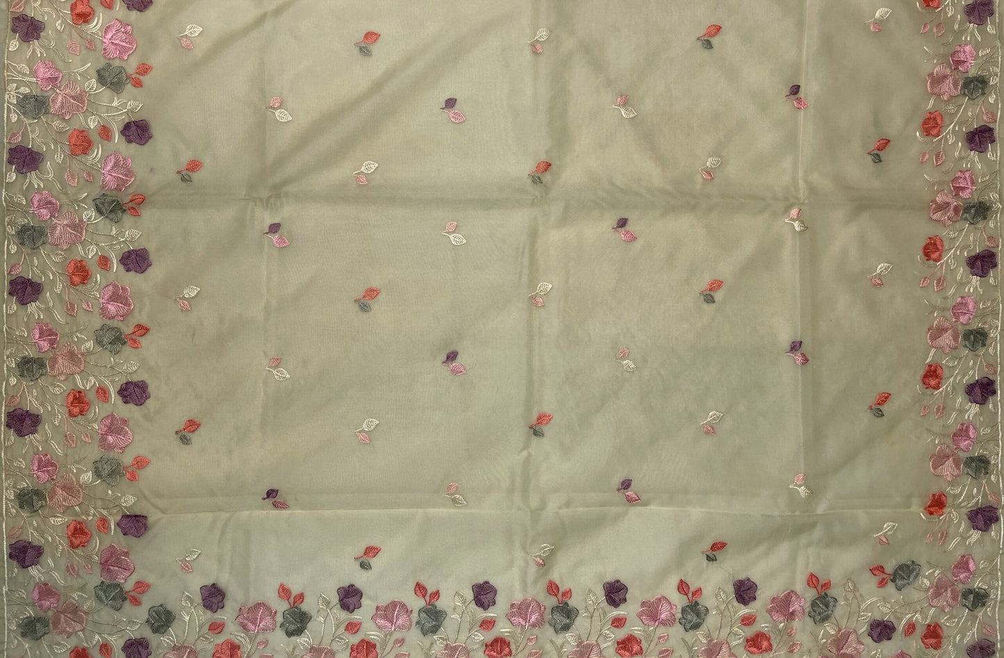 Cream Organza Saree Embroidery with Butta and Border Design b0334ds
