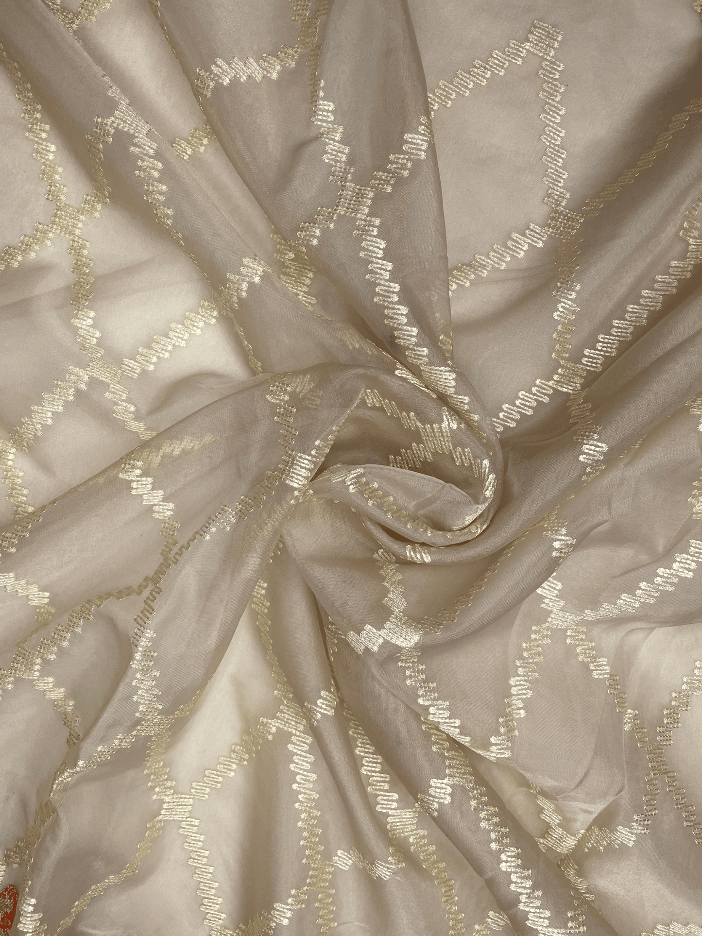 Cream Organza Saree Embroidery with Butta and Border Design b0335ds