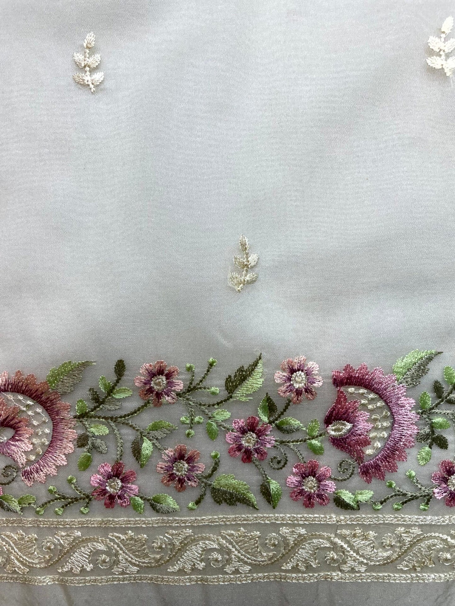 Cream Organza Saree Embroidery with Butta and Border Design b0342ds