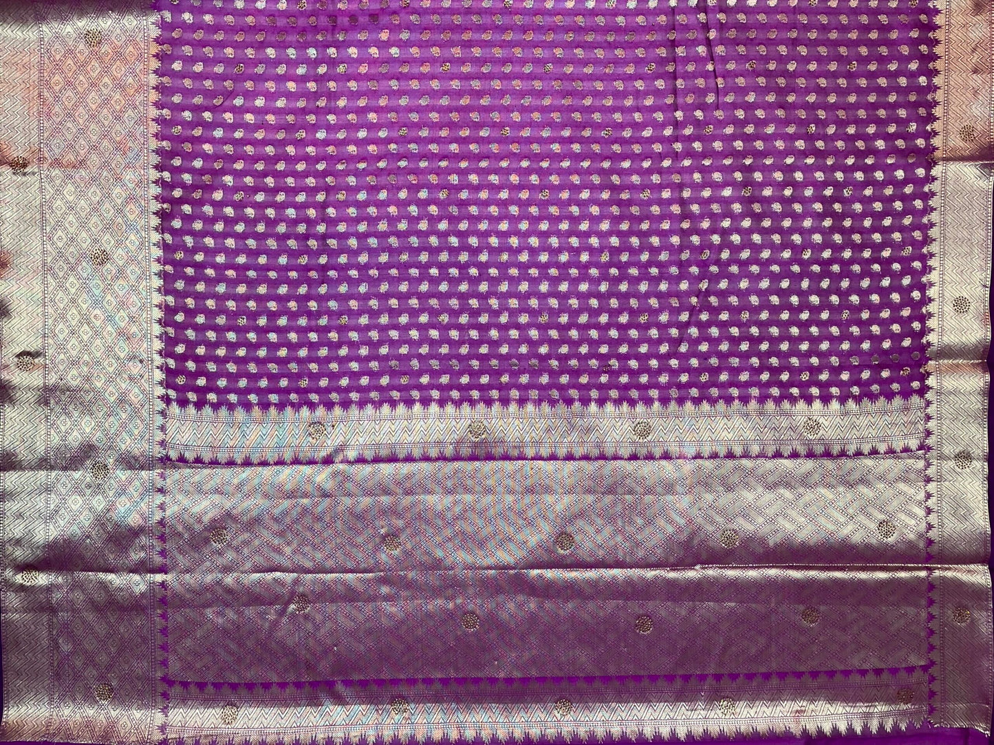 Purple Banaras Fancy with Zari Border Body Butta and Pallu Design b0358ds
