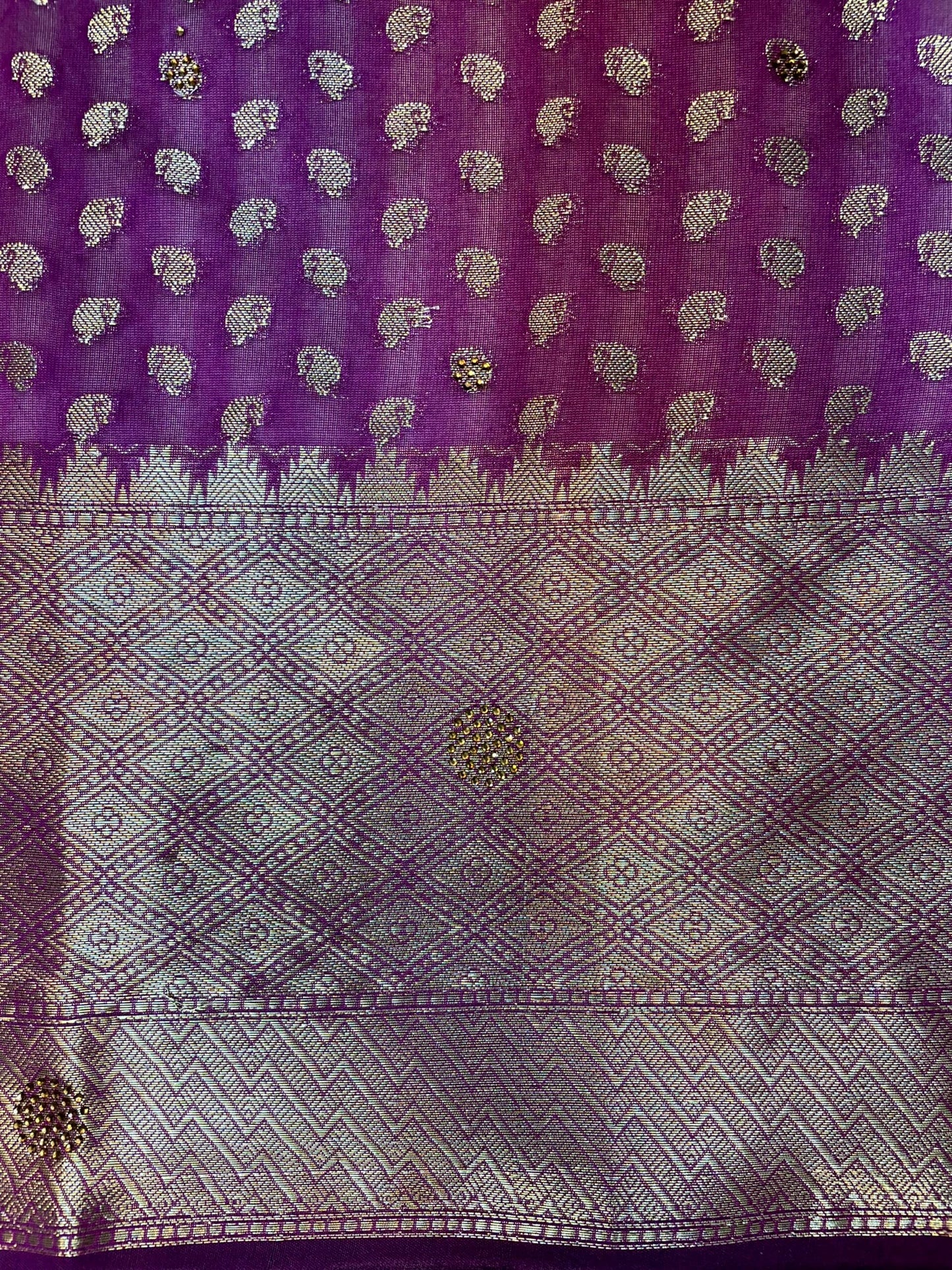 Purple Banaras Fancy with Zari Border Body Butta and Pallu Design b0358ds