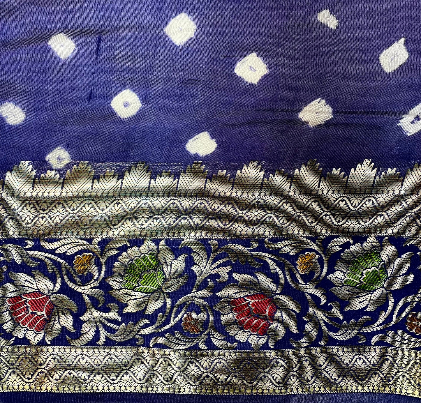 Blue Banaras Bandhani Silk Saree with Border and Pallu Design b0421ds