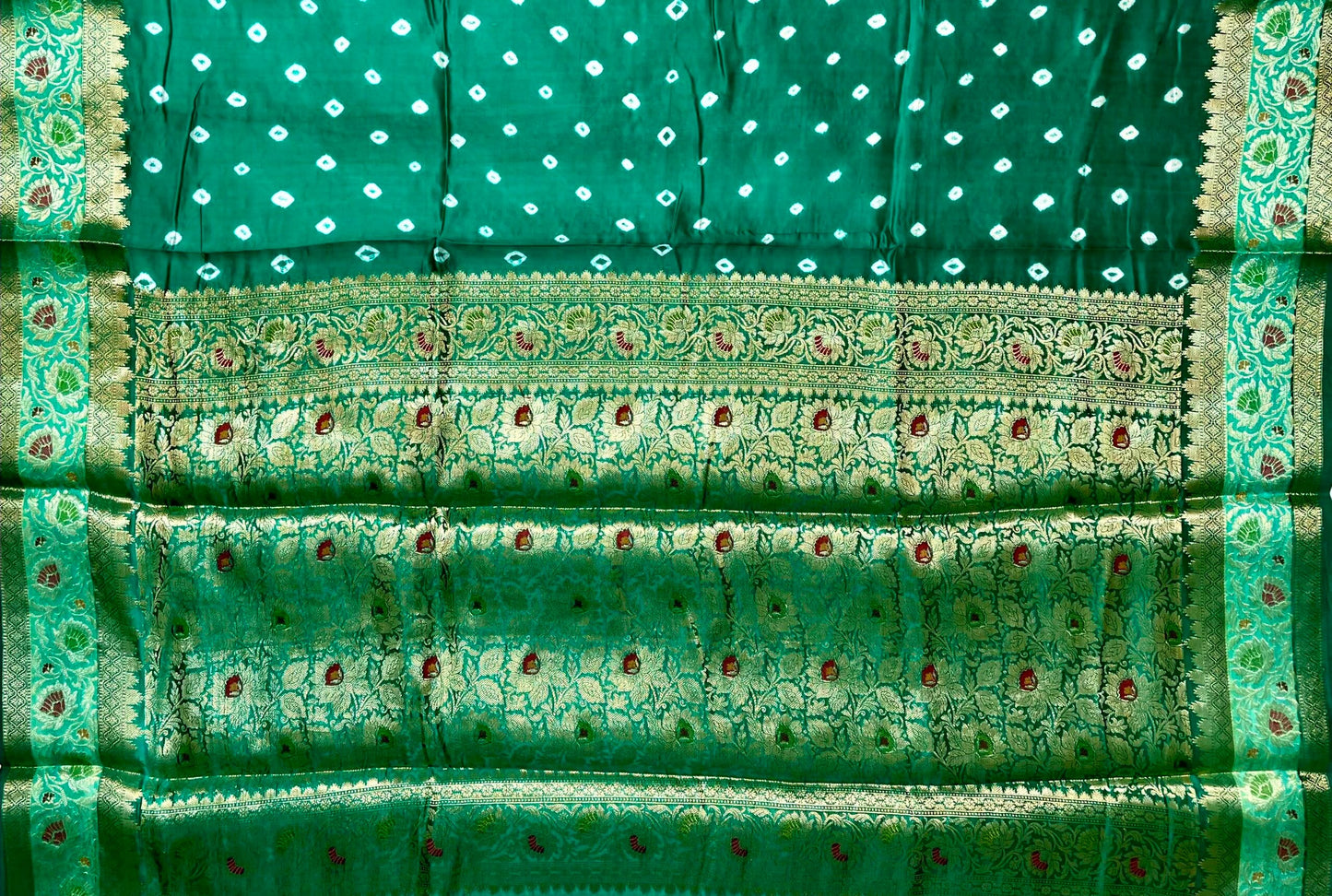Green Banaras Bandhani Silk Saree with Border and Pallu Design b0406ds