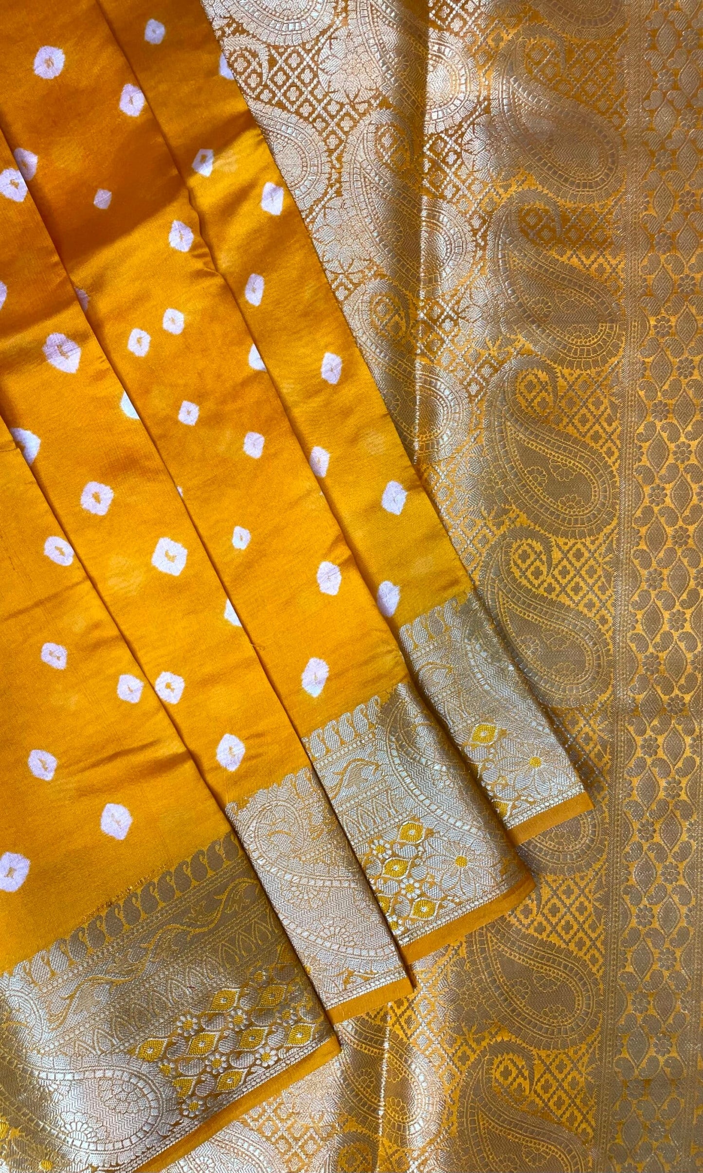 Mustard Banaras Bandhani Silk Saree with Border and Pallu Design b0407ds