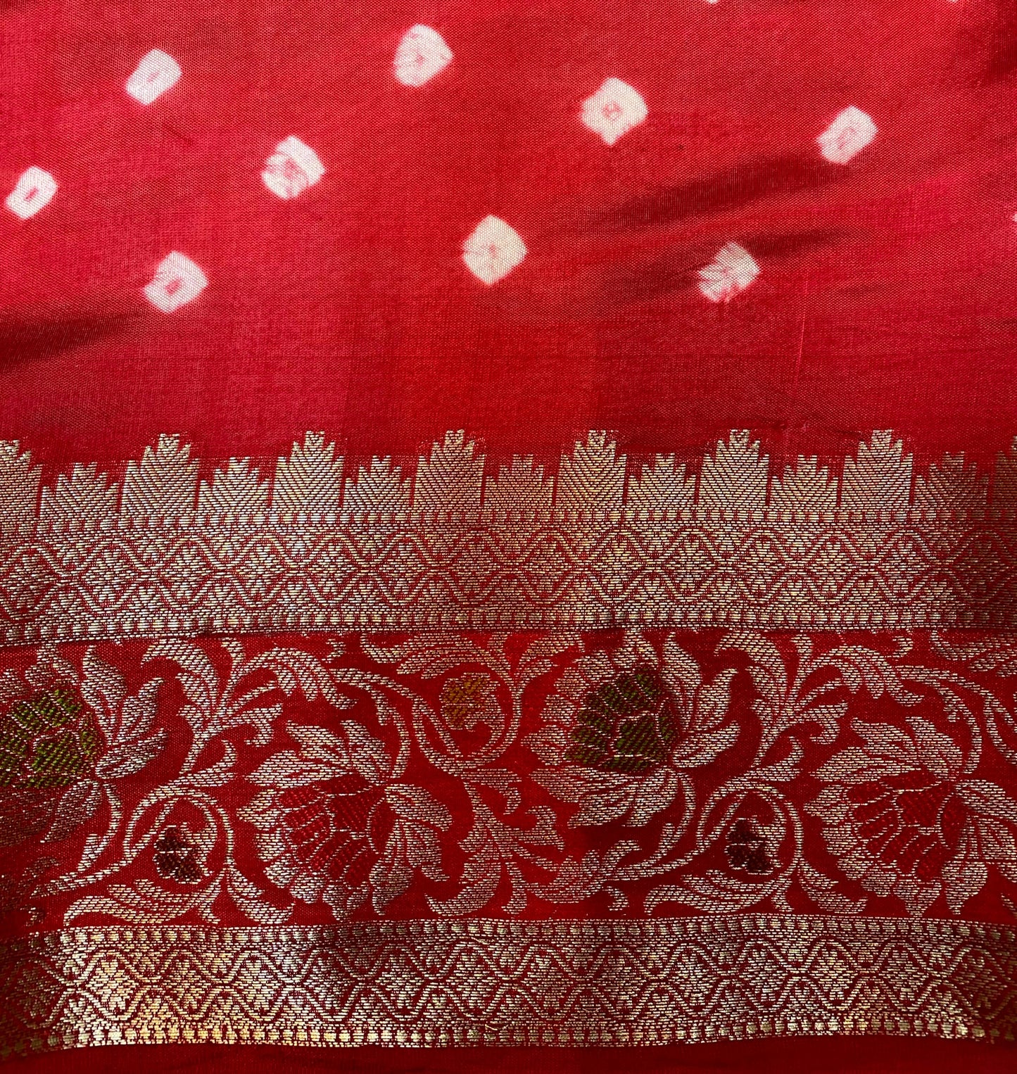 Peach Banaras Bandhani Silk Saree with Border and Pallu Design b0409ds