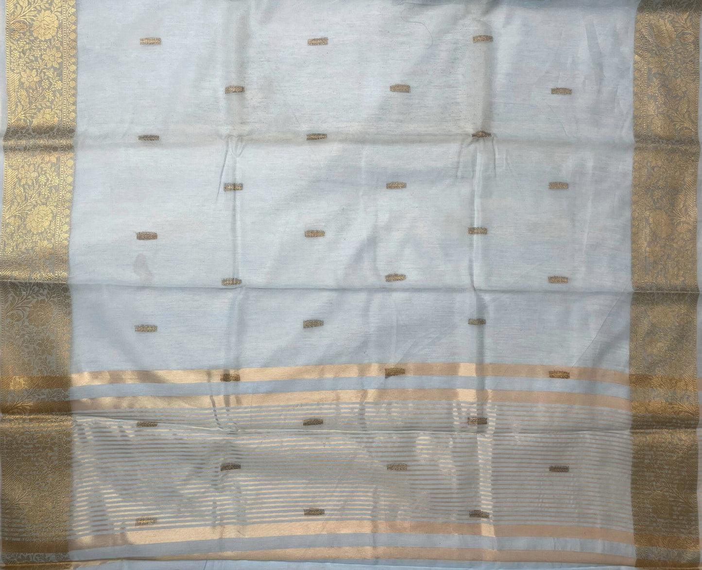 Fancy Raw Silk Saree with Intricate Border and Body Butta Design b0424ds