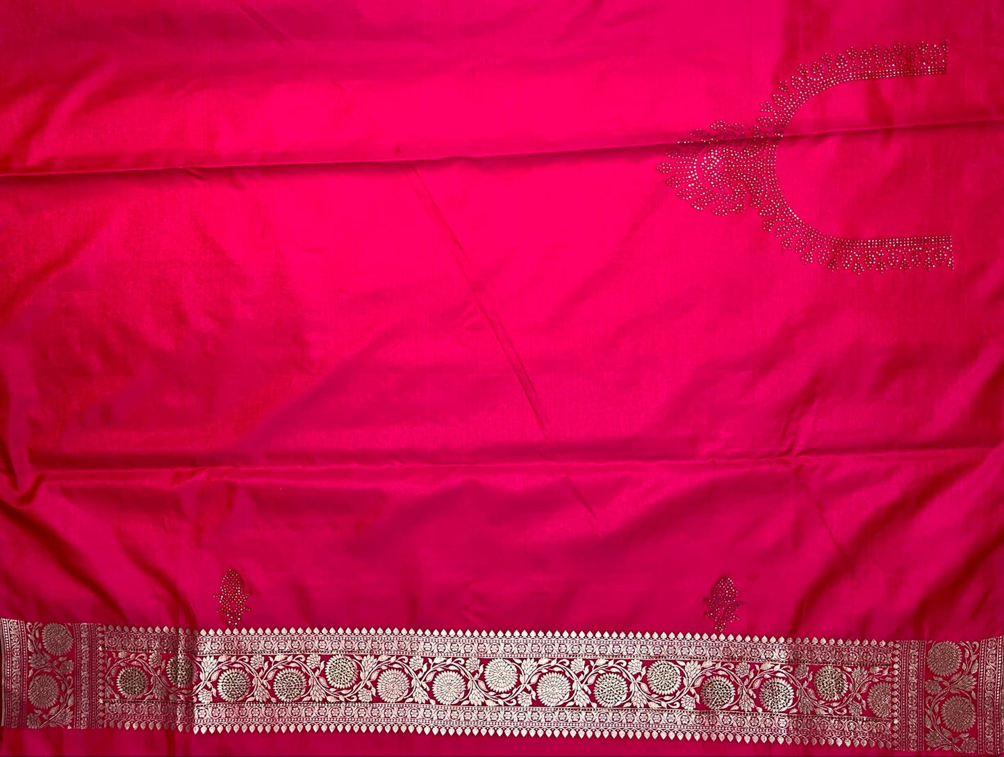 Banaras Katan Silk Saree with Body Butti and Blouse with Sequins Work Design b0430ds