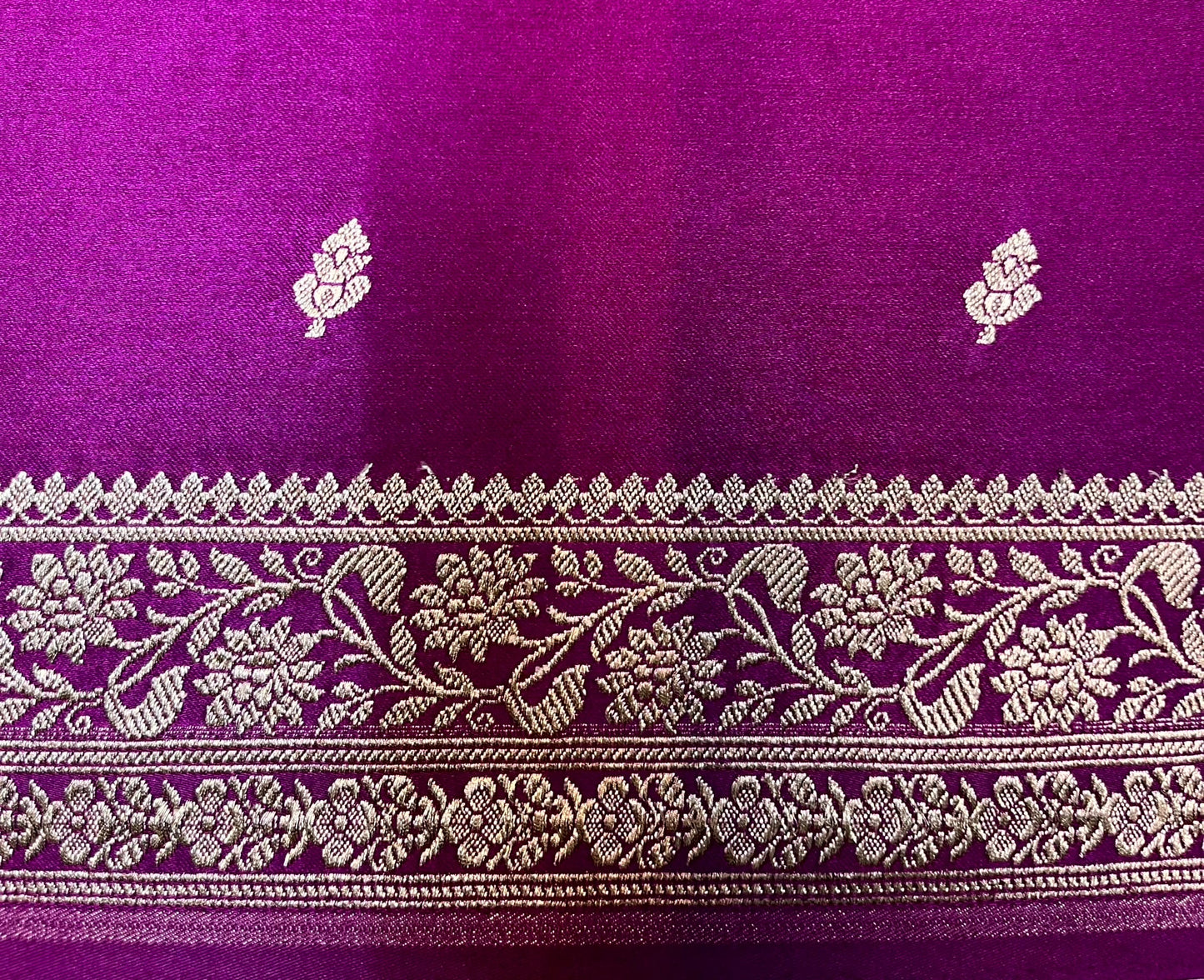 Violet Banaras Katan Silk Saree with Body Butti and Border Design b0432ds