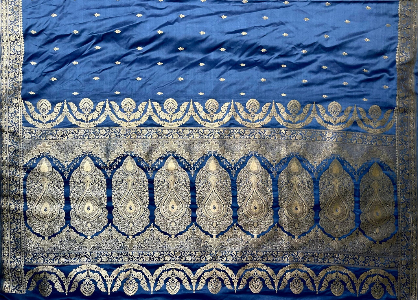 Banaras Katan Silk Saree with Body Butti and Border Design b0433ds