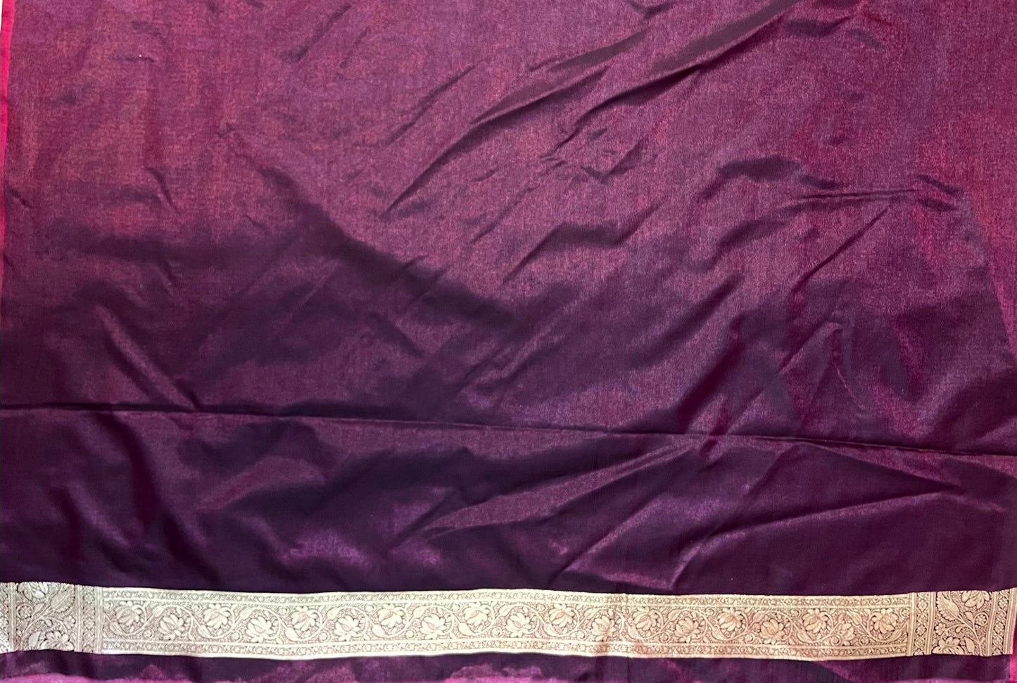 Dark Purple Banaras Katan Silk Saree with Body Butti and Border Design b0438ds