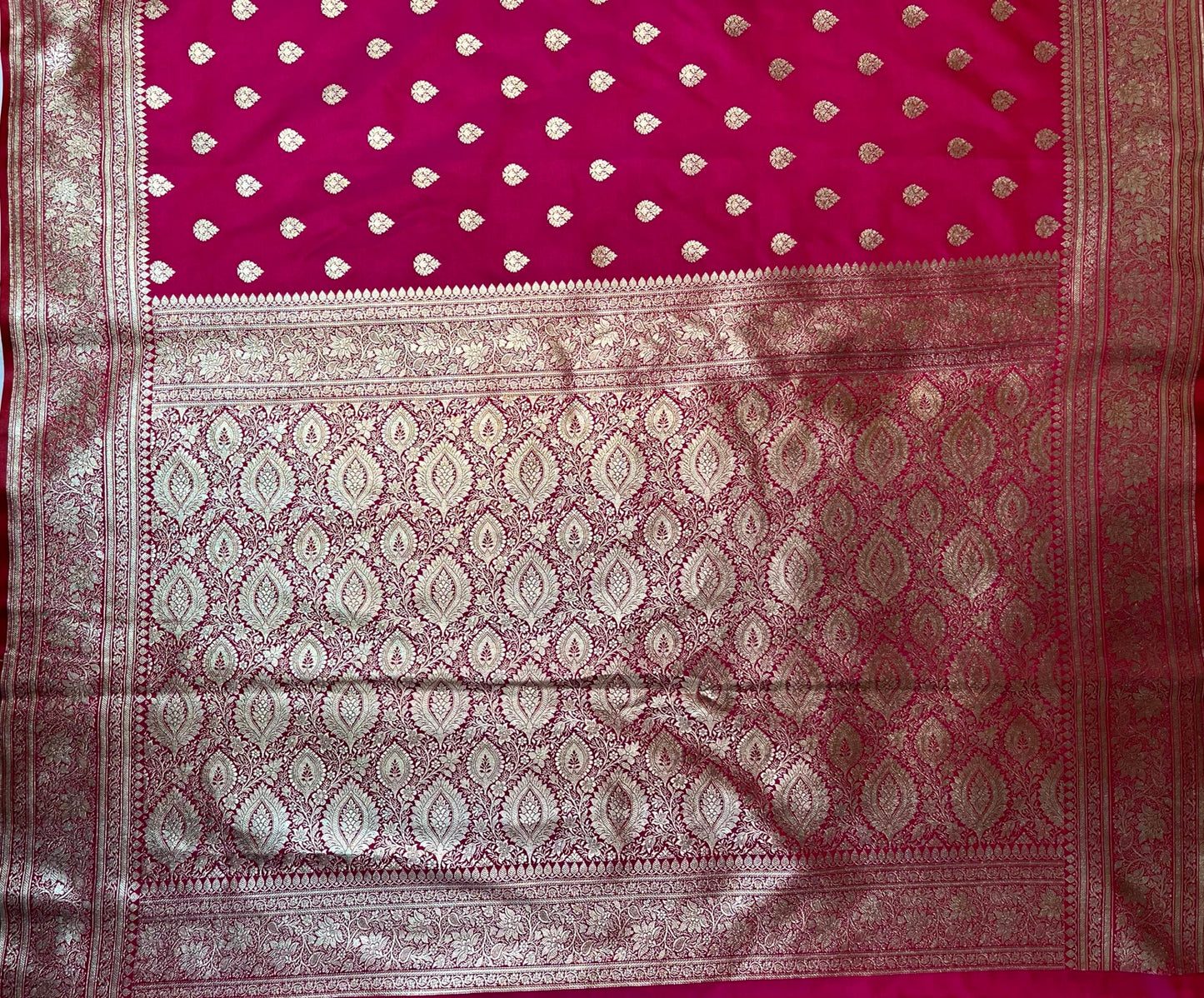 Rani pink Banaras Katan Silk Saree with Body Butti and Border Design b0439ds