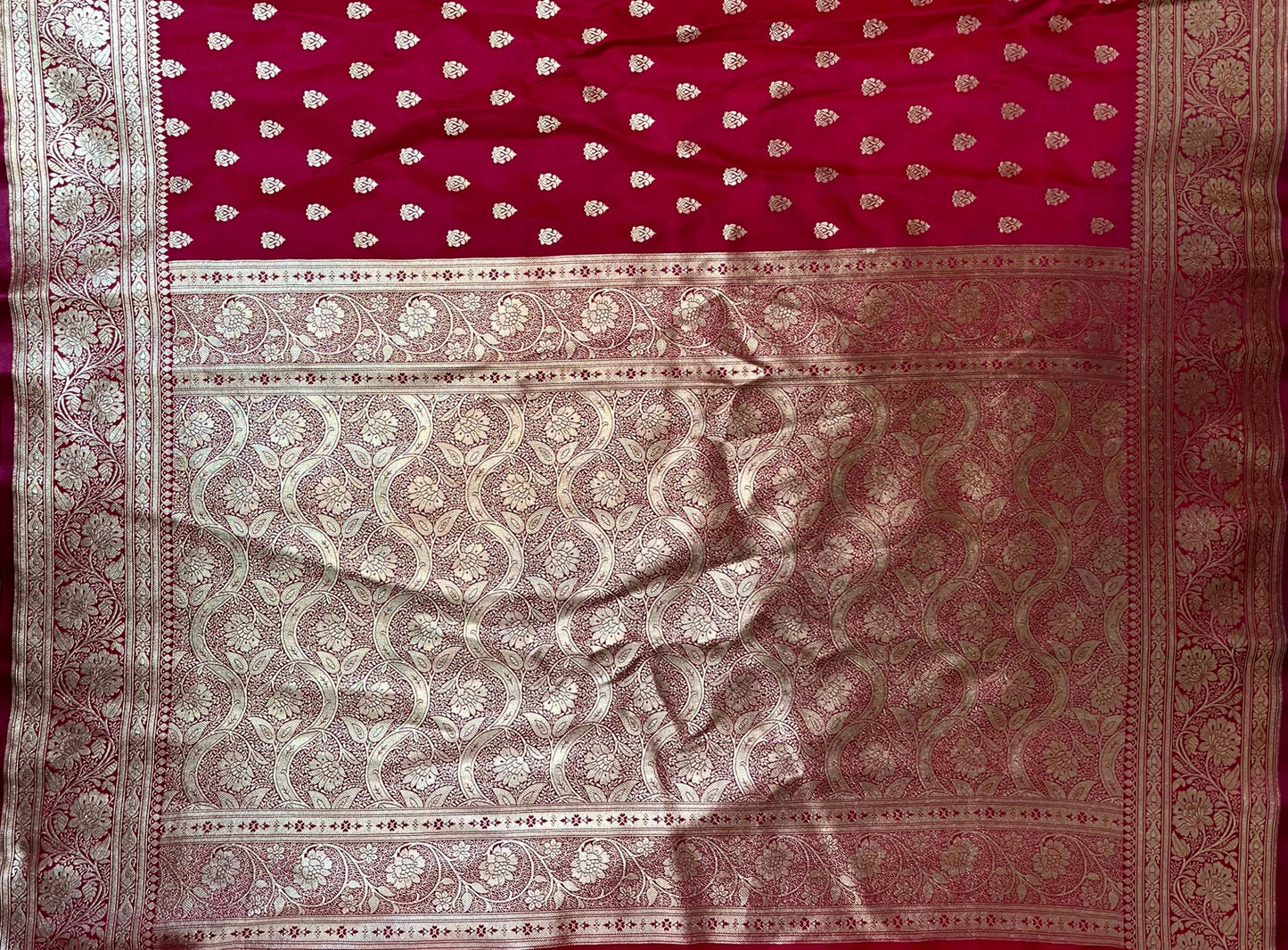 Red Banaras Katan Silk Saree with Body Butti and Border Design b0451ds