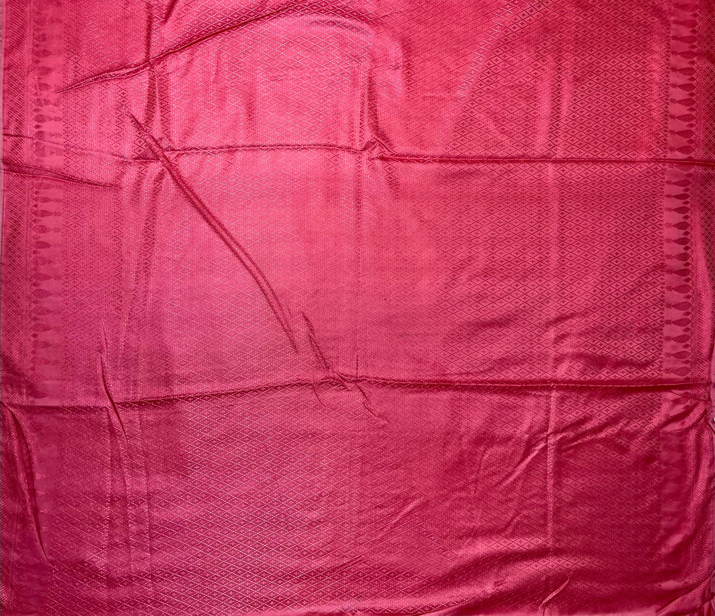 Pink Burgundy Banaras Katan Silk Saree with Body Butti and Border Design b0455ds