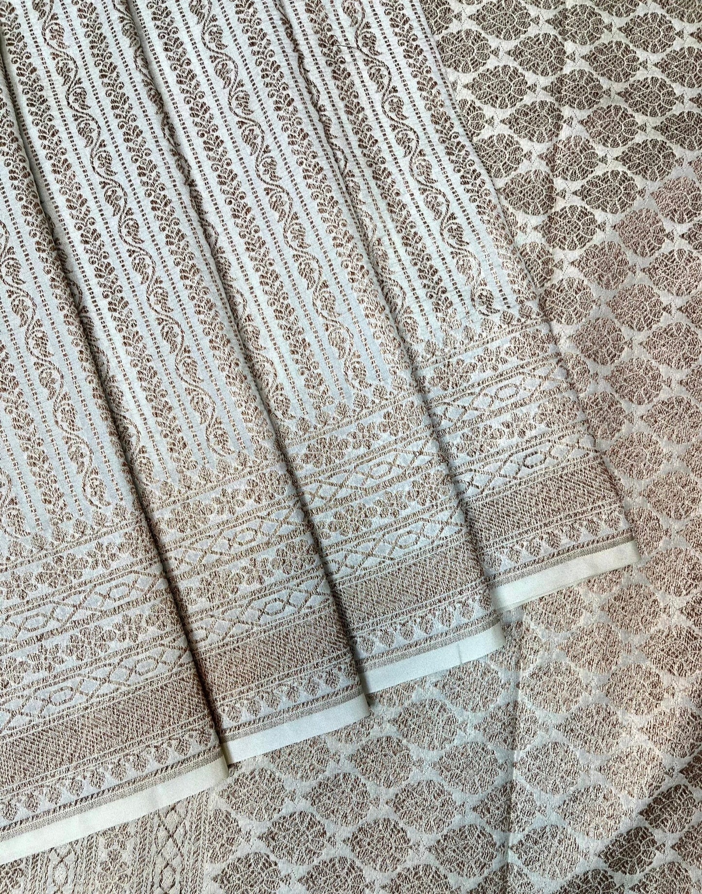 Beige Banaras Katan Intricate Allover Brocade Saree with Border and Pallu Design b0457ds